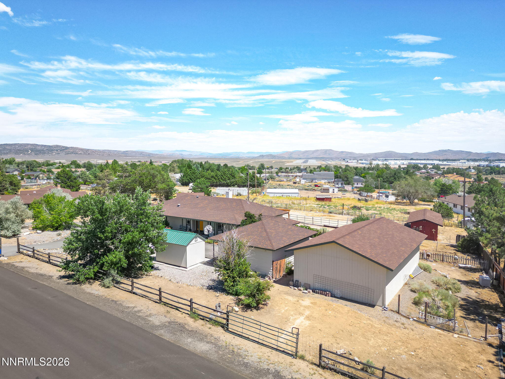 10750 Whitehawk Drive Property Photo 8