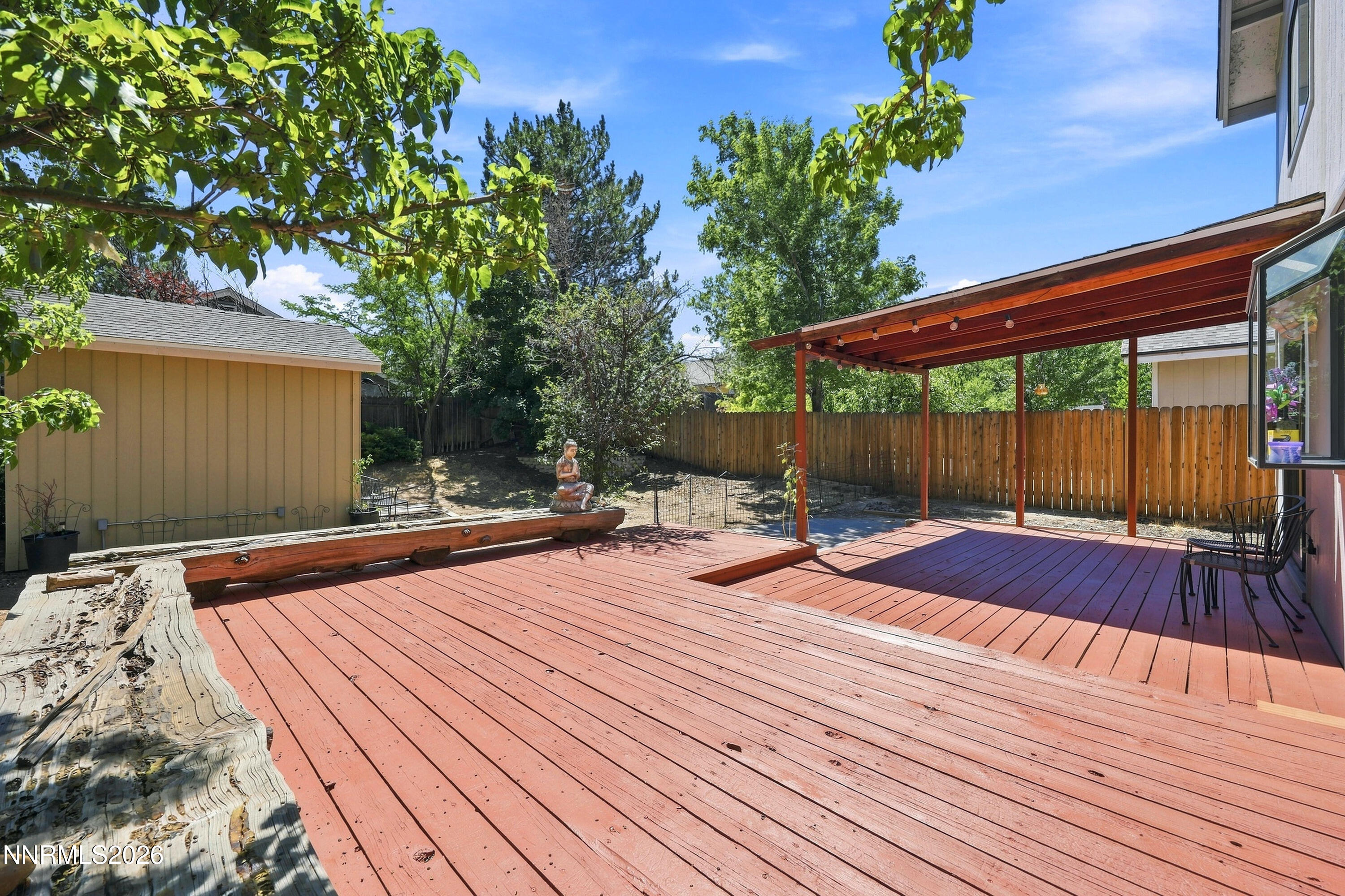 5840 Starcrest Avenue Property Photo 17