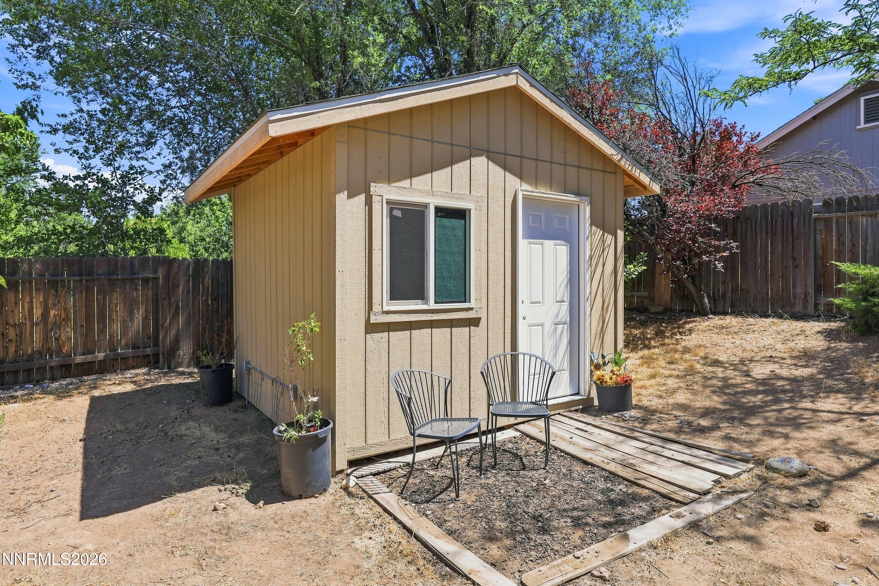 5840 Starcrest Avenue Property Photo 18