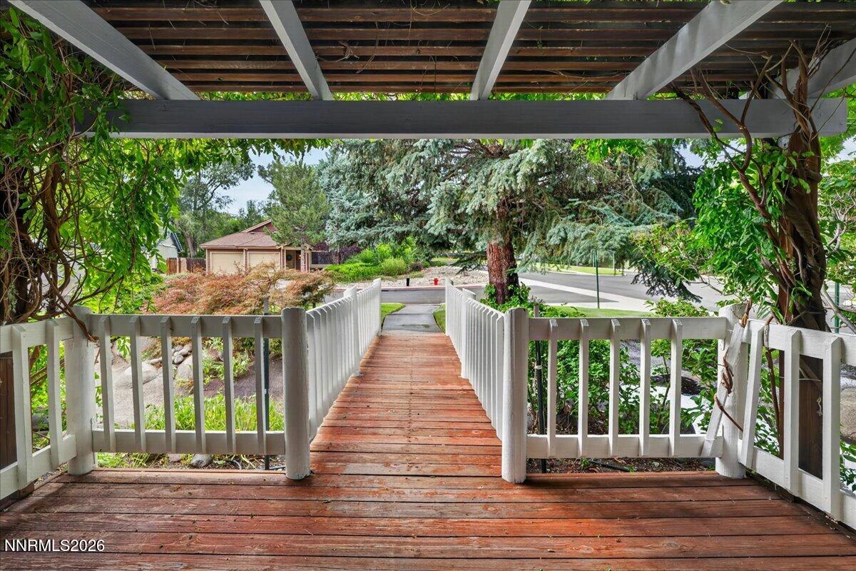 280 Edgewater Parkway Property Photo 39