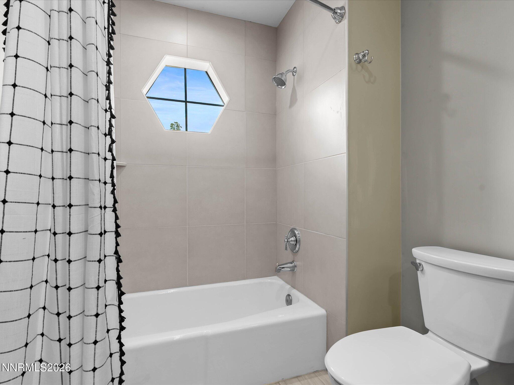 2240 S Arlington Avenue Property Photo 50