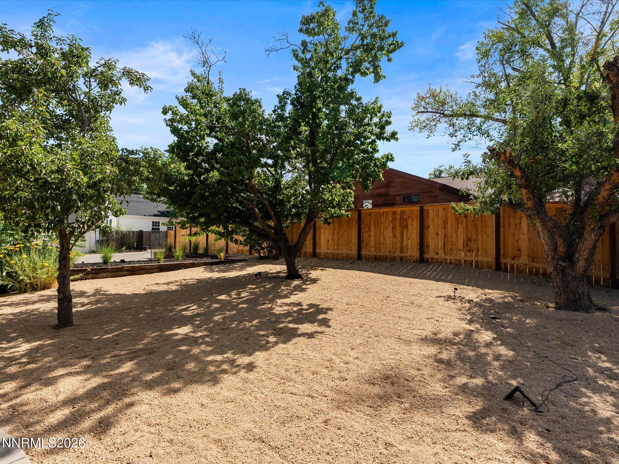 2240 S Arlington Avenue Property Photo 70