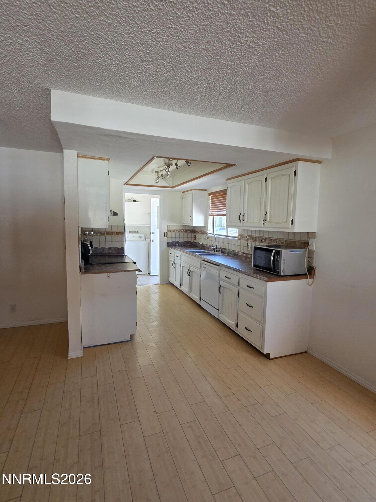 140 Aurora Street Property Photo 15