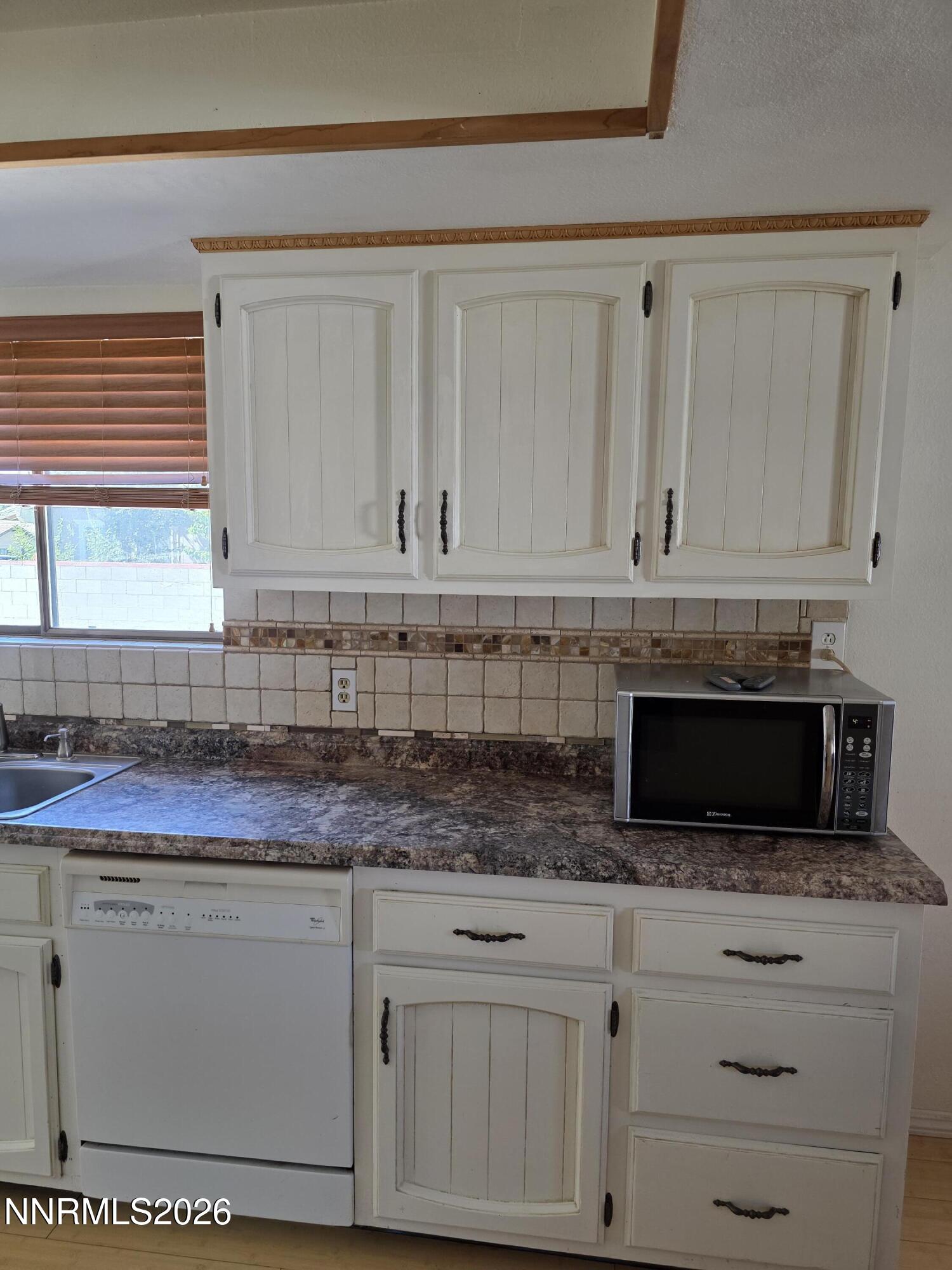 140 Aurora Street Property Photo 17