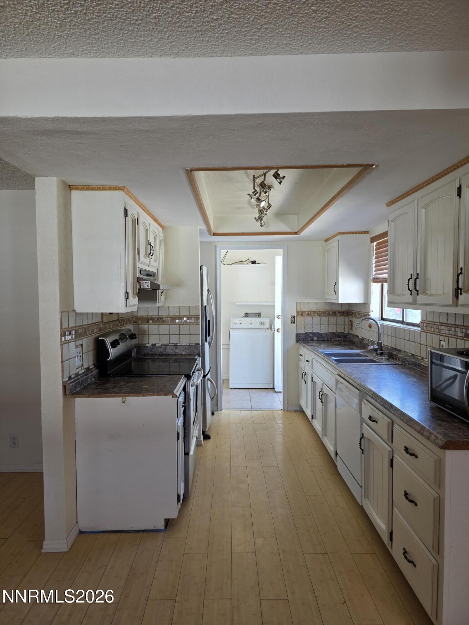 140 Aurora Street Property Photo 19