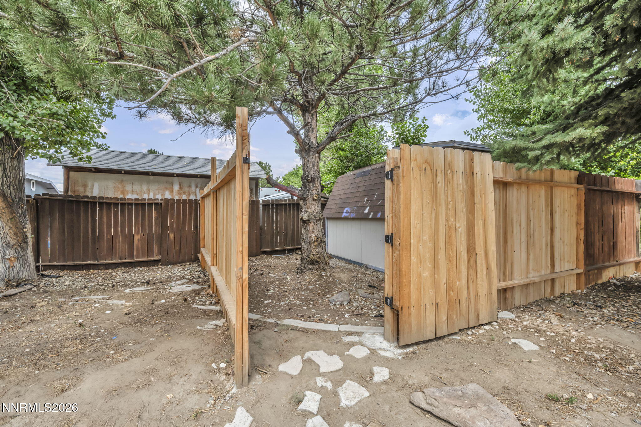 17575 Parrot Drive Property Photo 33