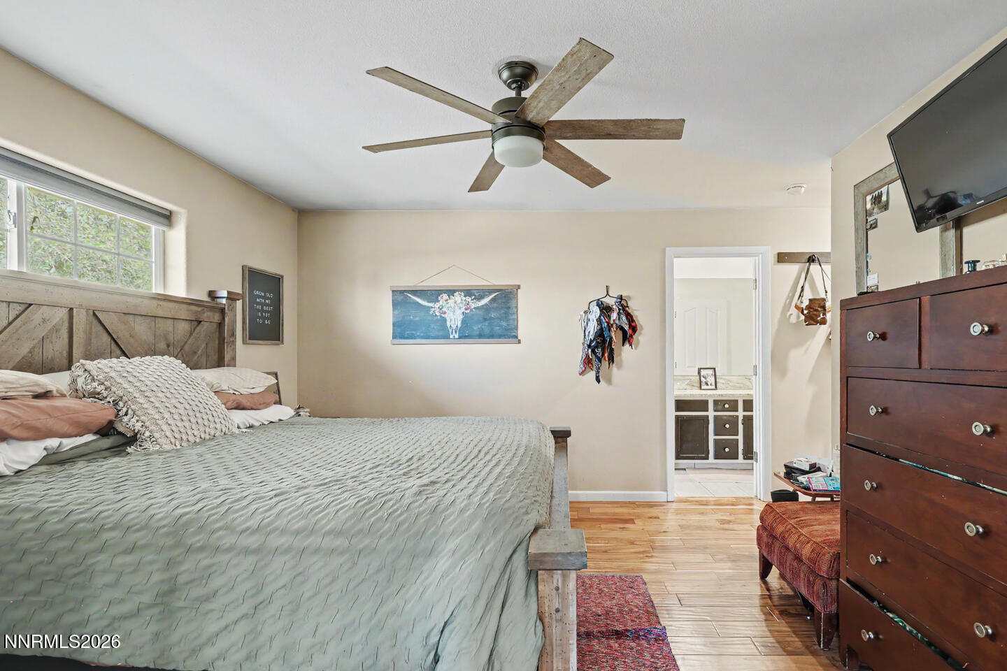 887 Ronald Way Property Photo 22