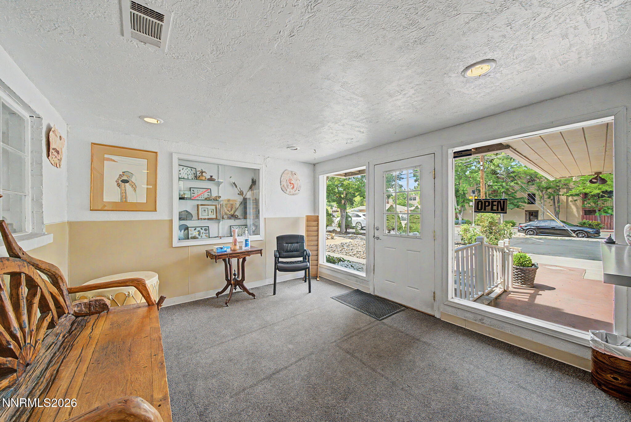 3045 Lakeside Drive Property Photo 17