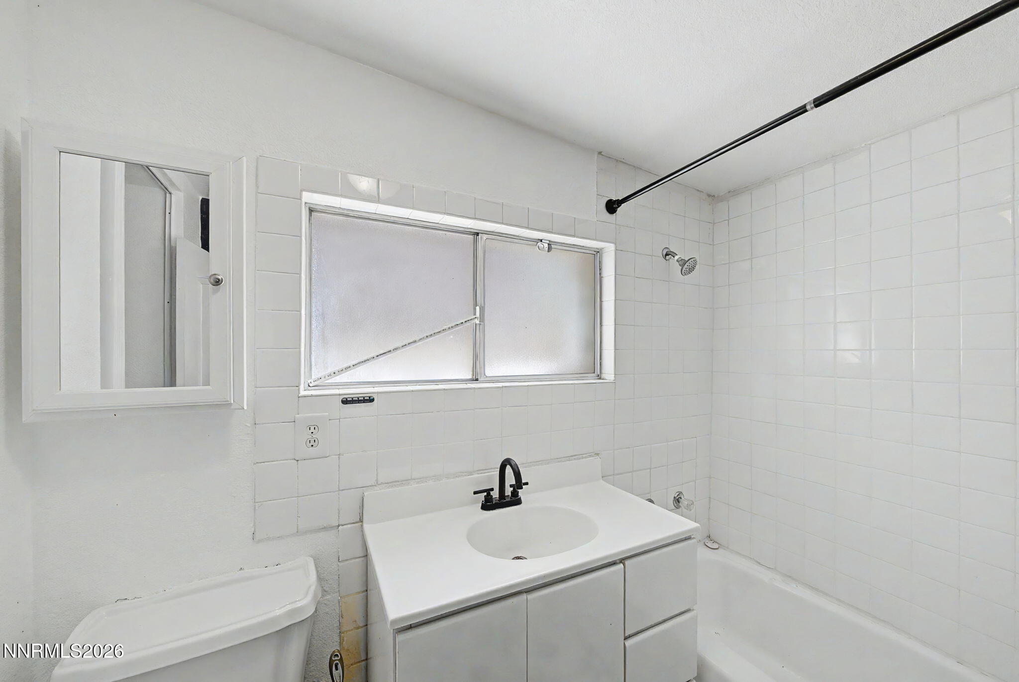 3045 Lakeside Drive Property Photo 30