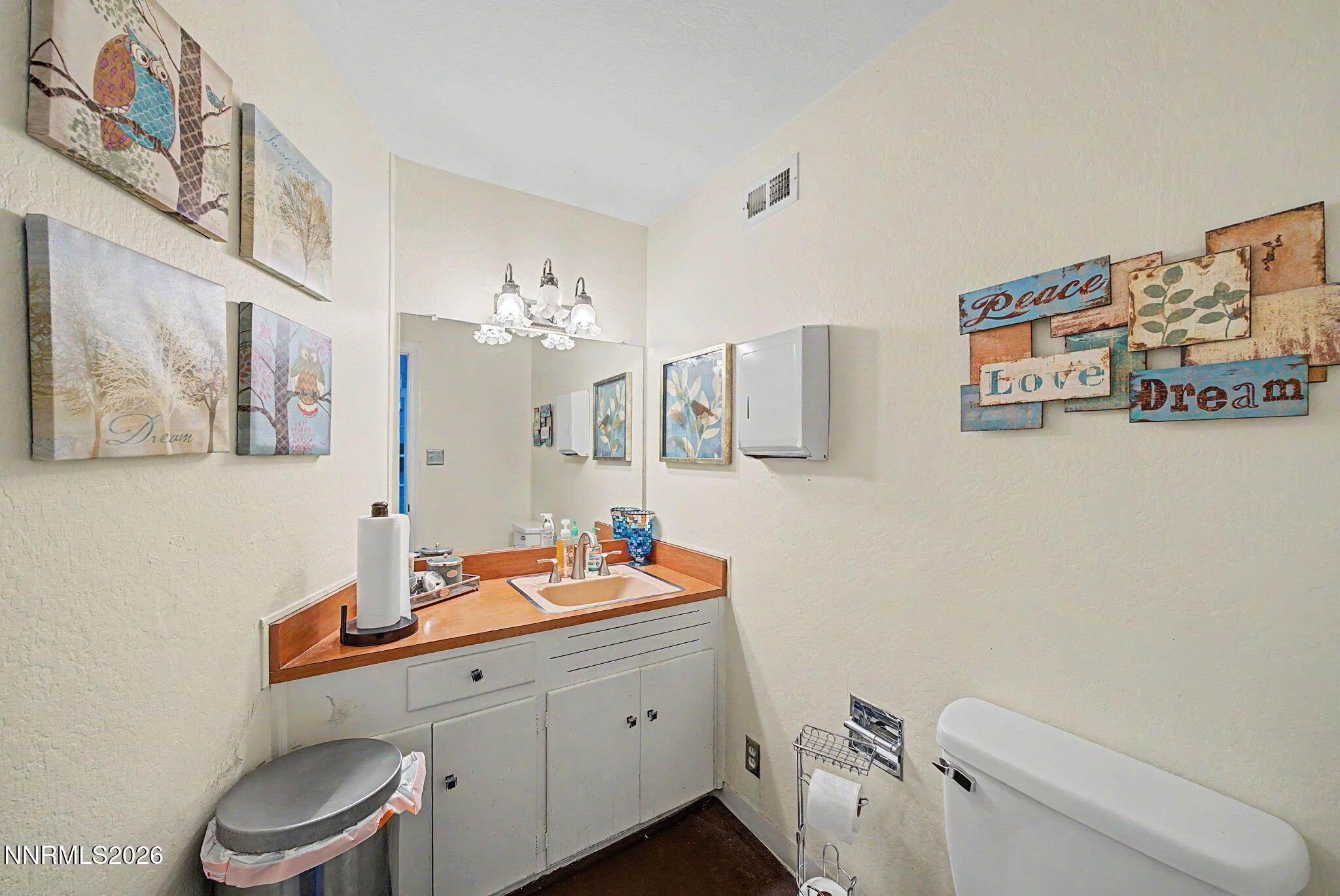 3045 Lakeside Drive Property Photo 32