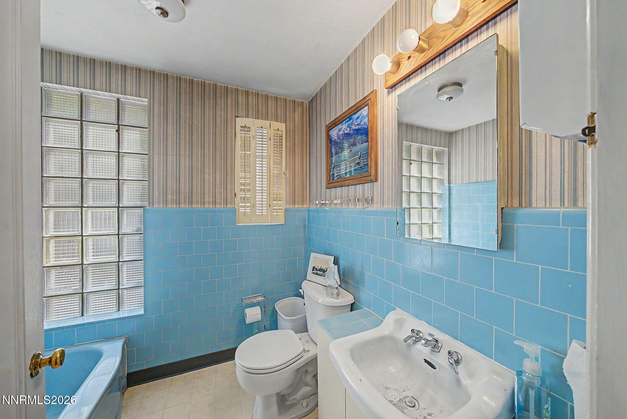 3045 Lakeside Drive Property Photo 35