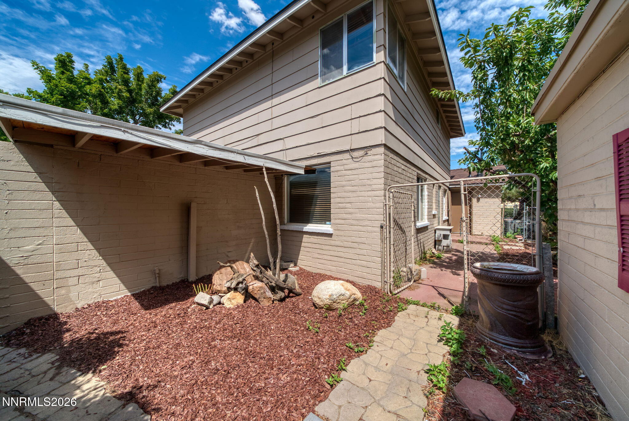 3045 Lakeside Drive Property Photo 43