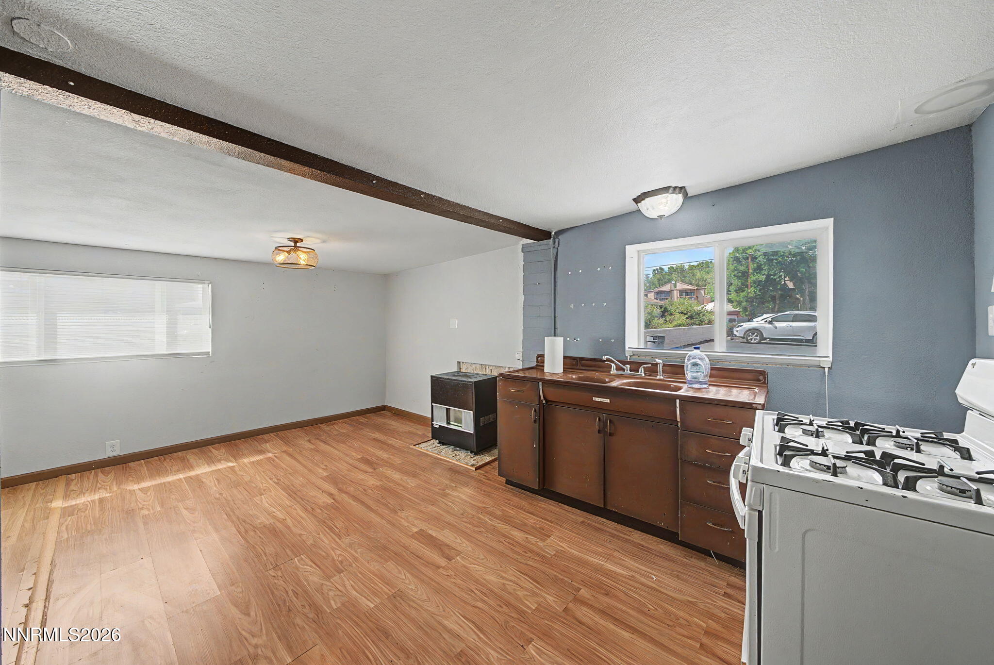 3045 Lakeside Drive Property Photo 44