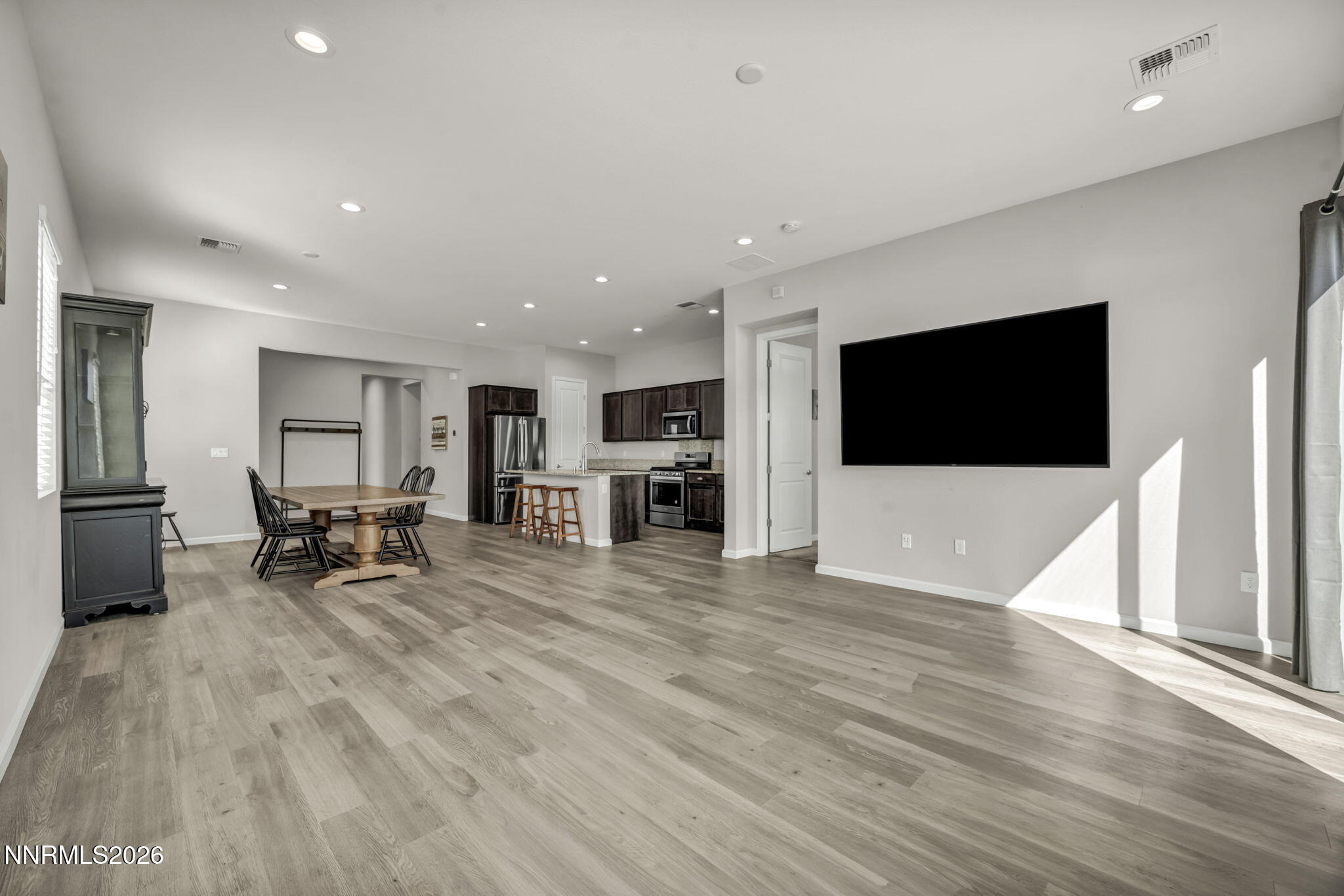 7854 Hoback Drive Property Photo 13
