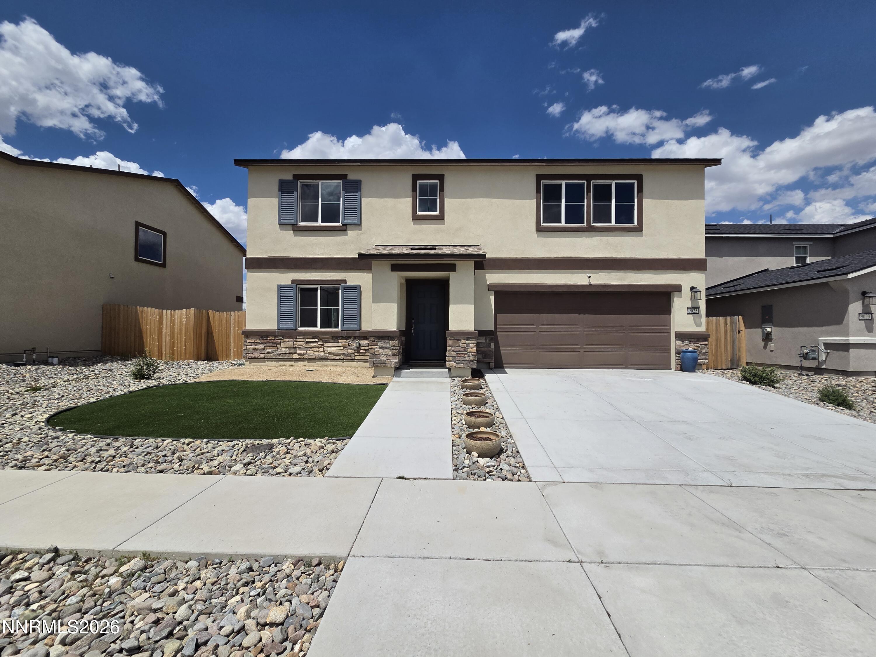 9025 Antelope Pass Drive Property Photo 1