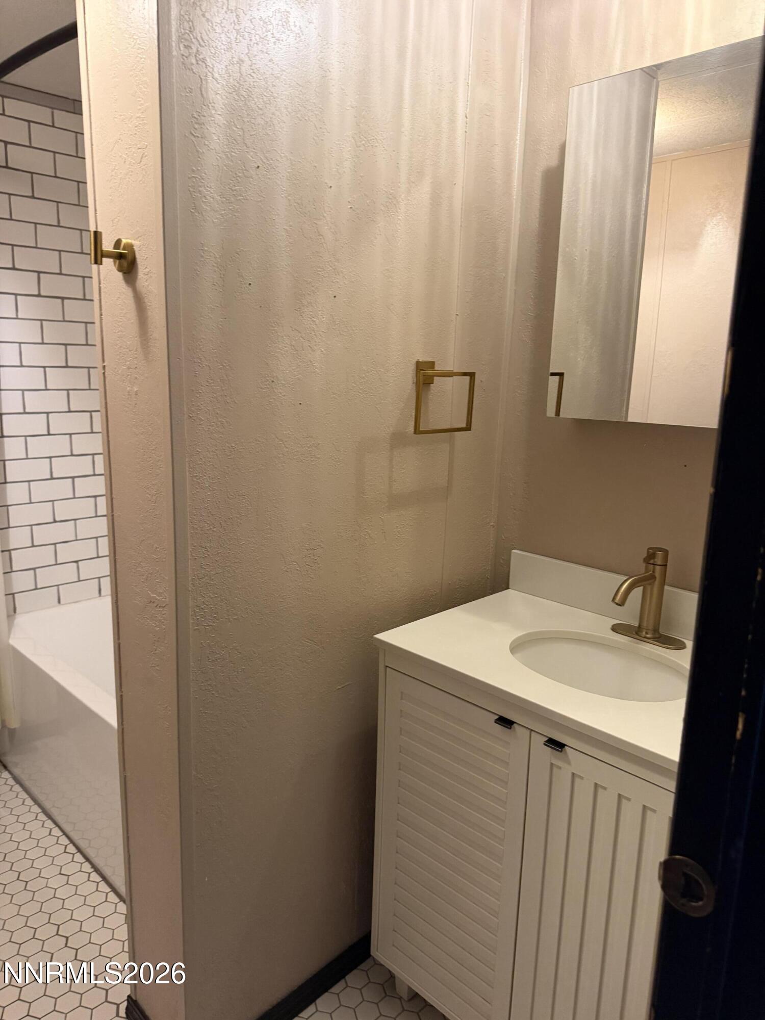272 Florence Avenue Property Photo 21