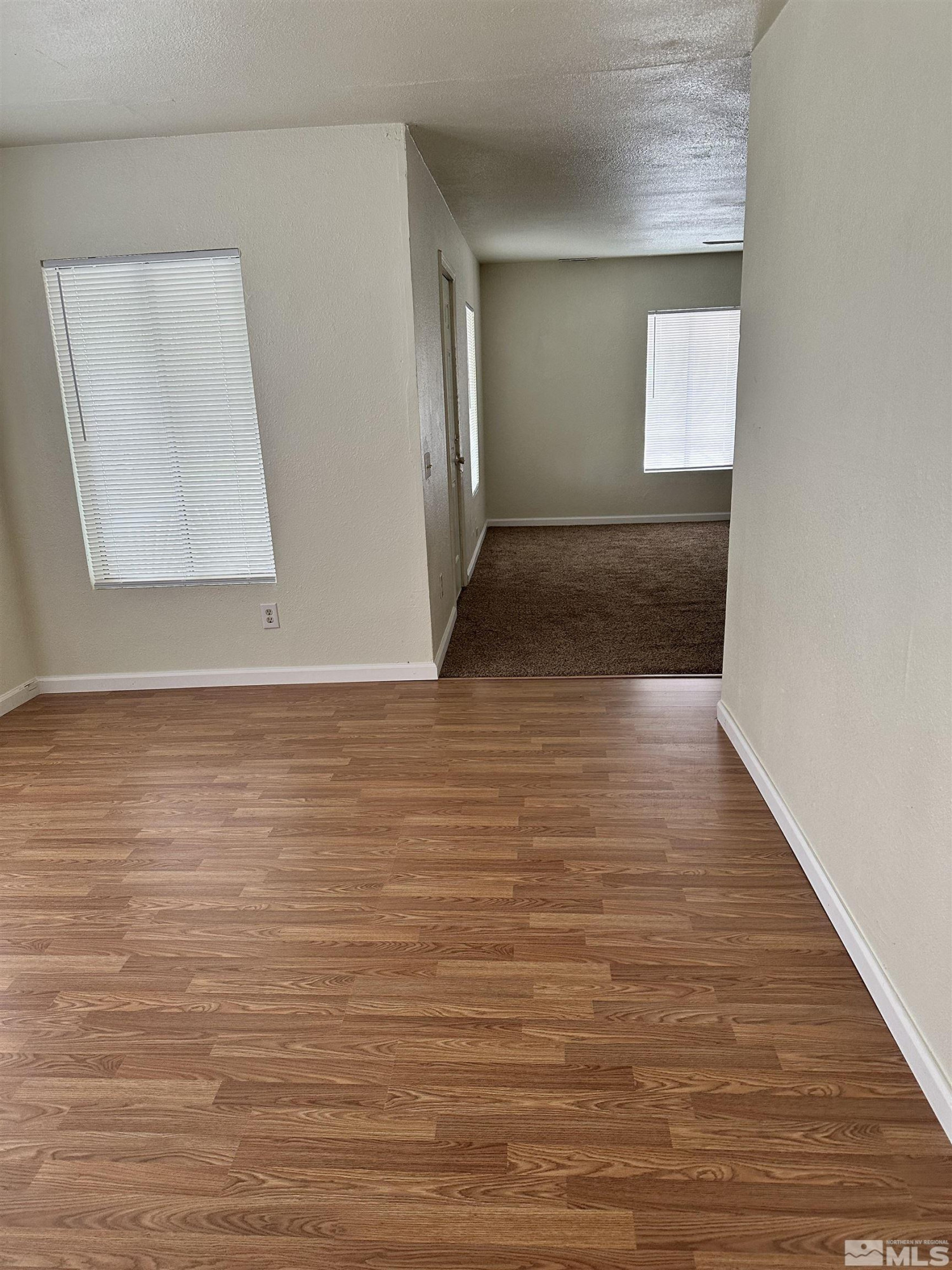 441 S Florence Avenue Property Photo 17