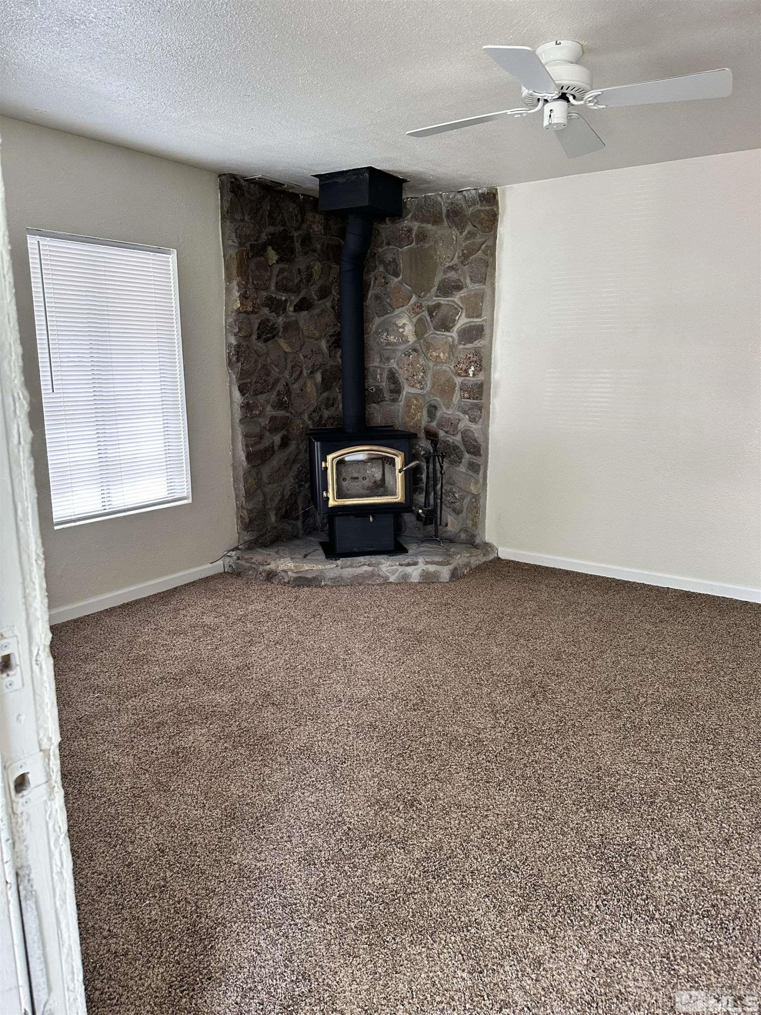 441 S Florence Avenue Property Photo 22