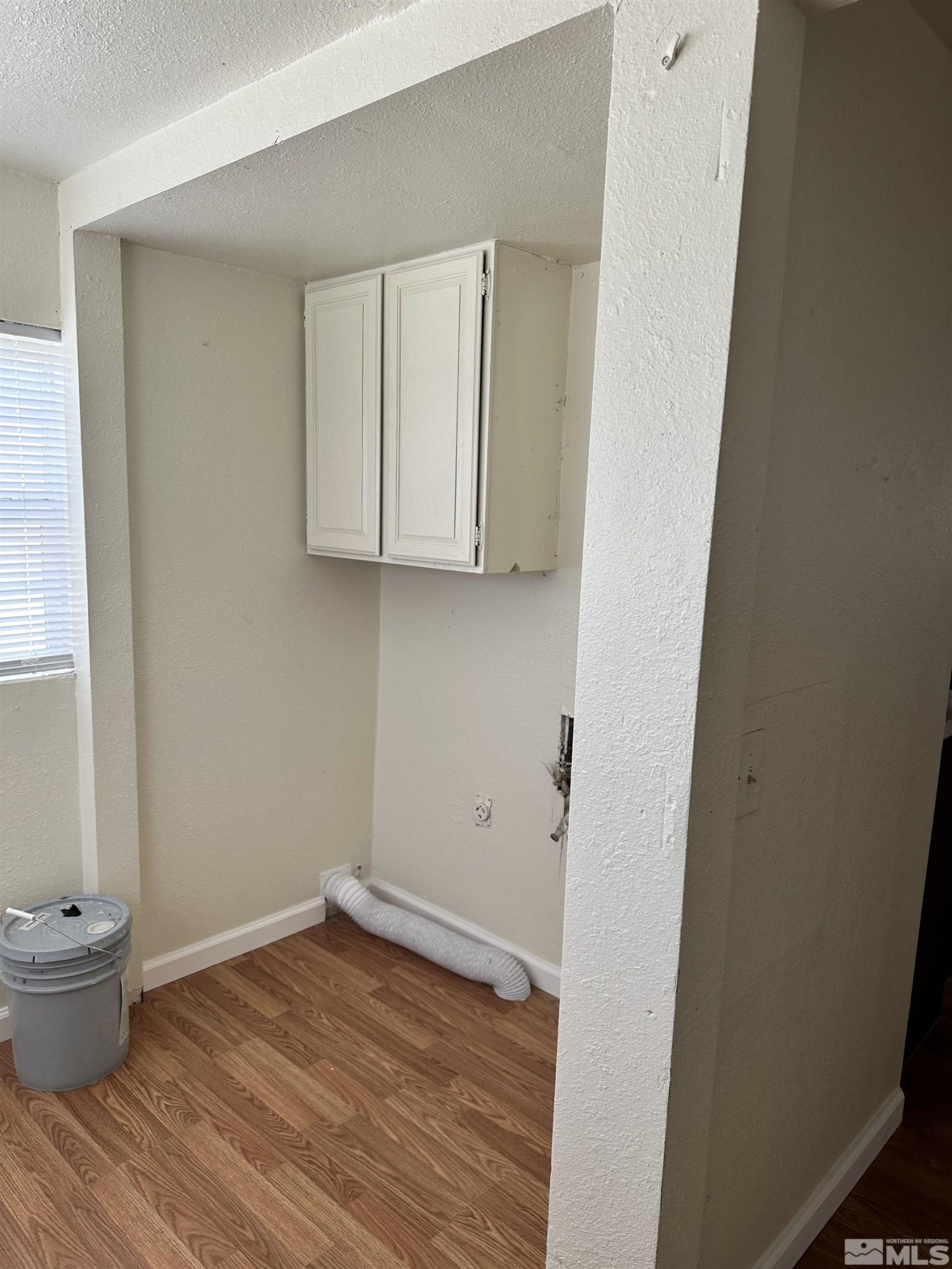 441 S Florence Avenue Property Photo 37