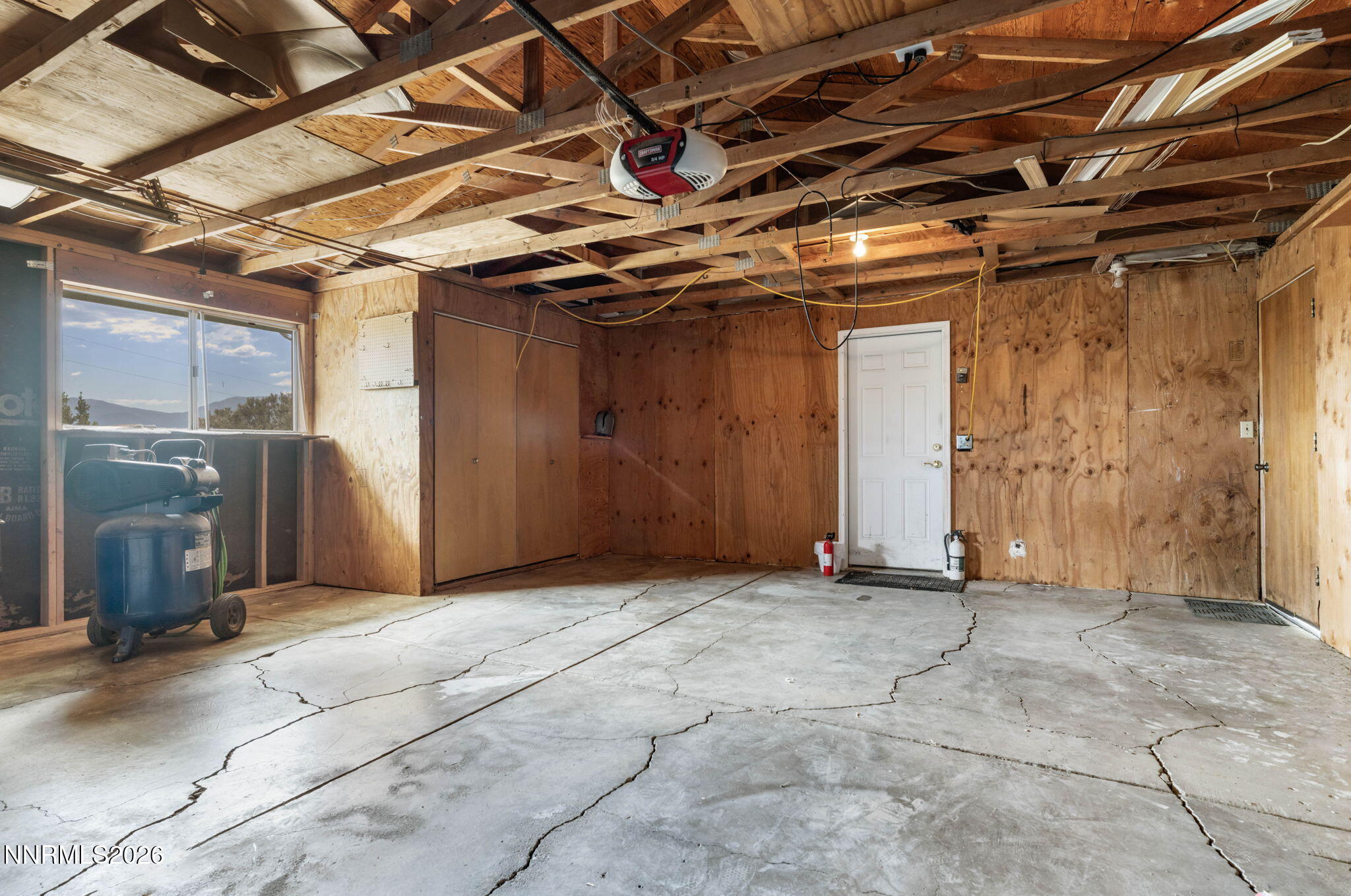 2000 Fish Springs Road Property Photo 21