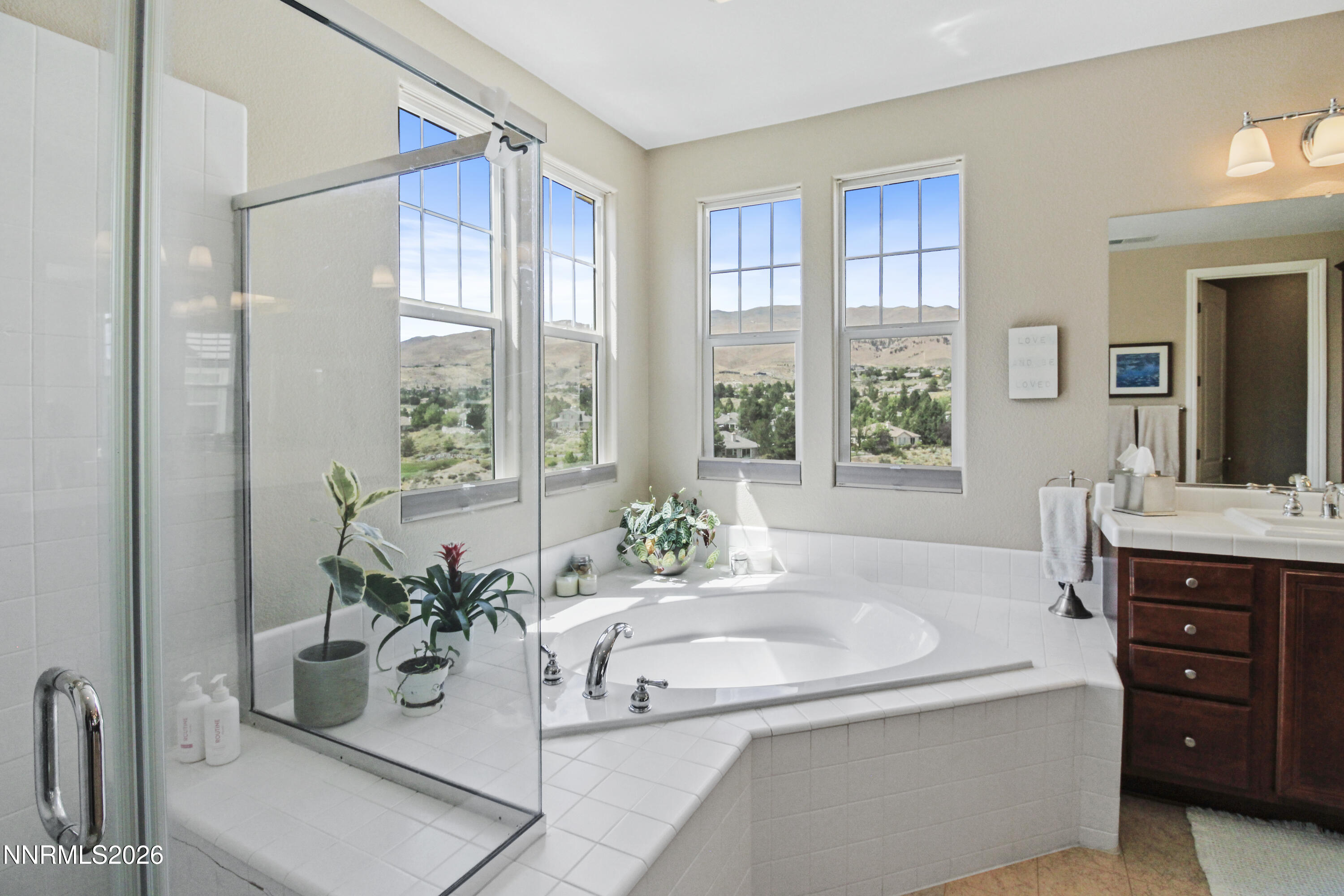 260009458 Property Photo 17