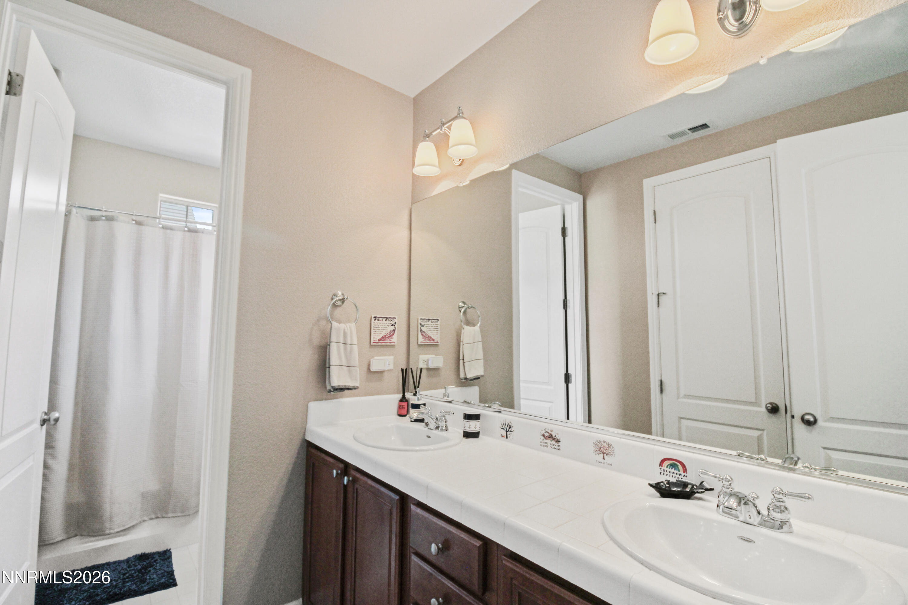 260009458 Property Photo 21