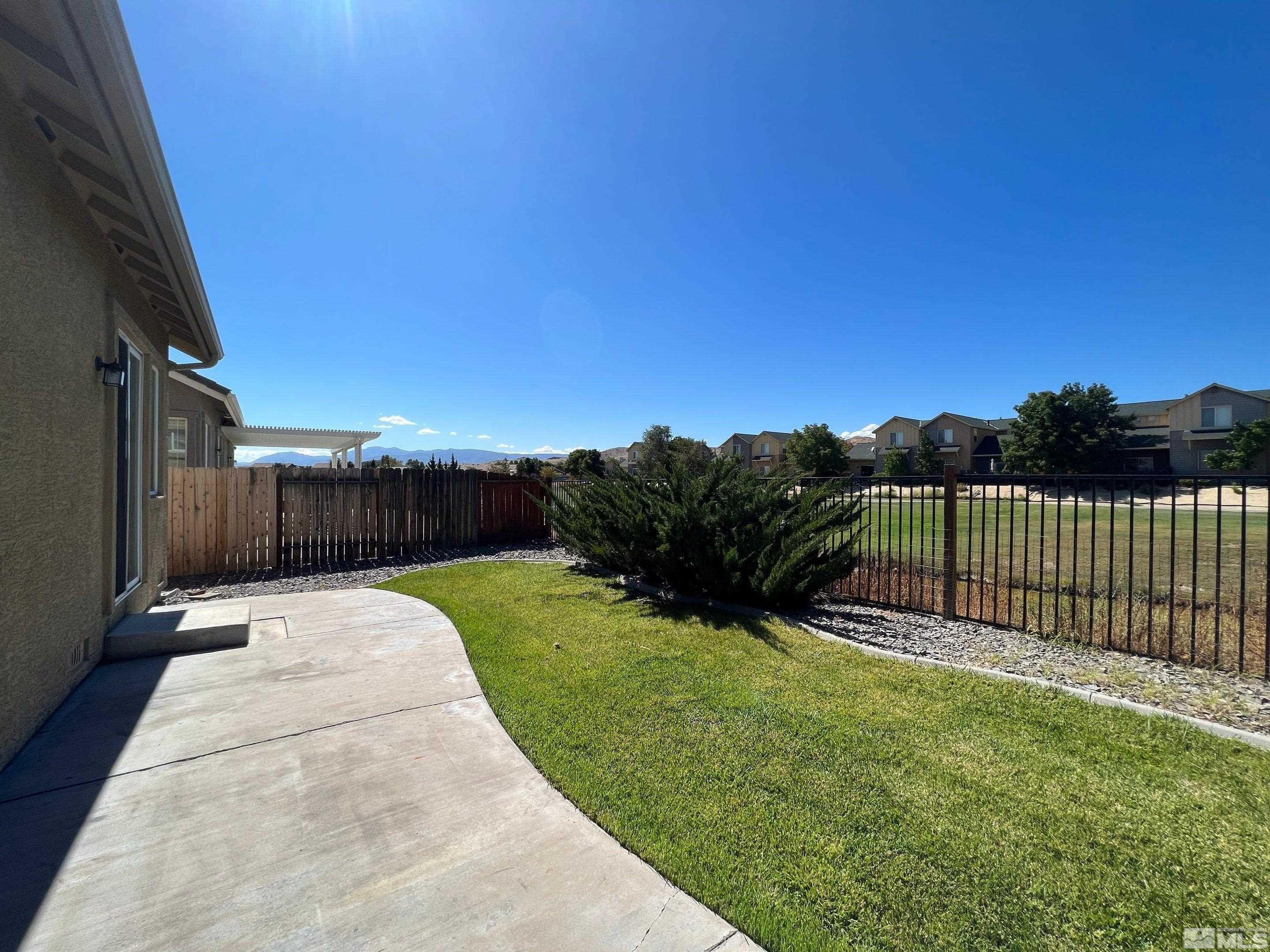 5555 Sawgrass Lane Property Photo 11