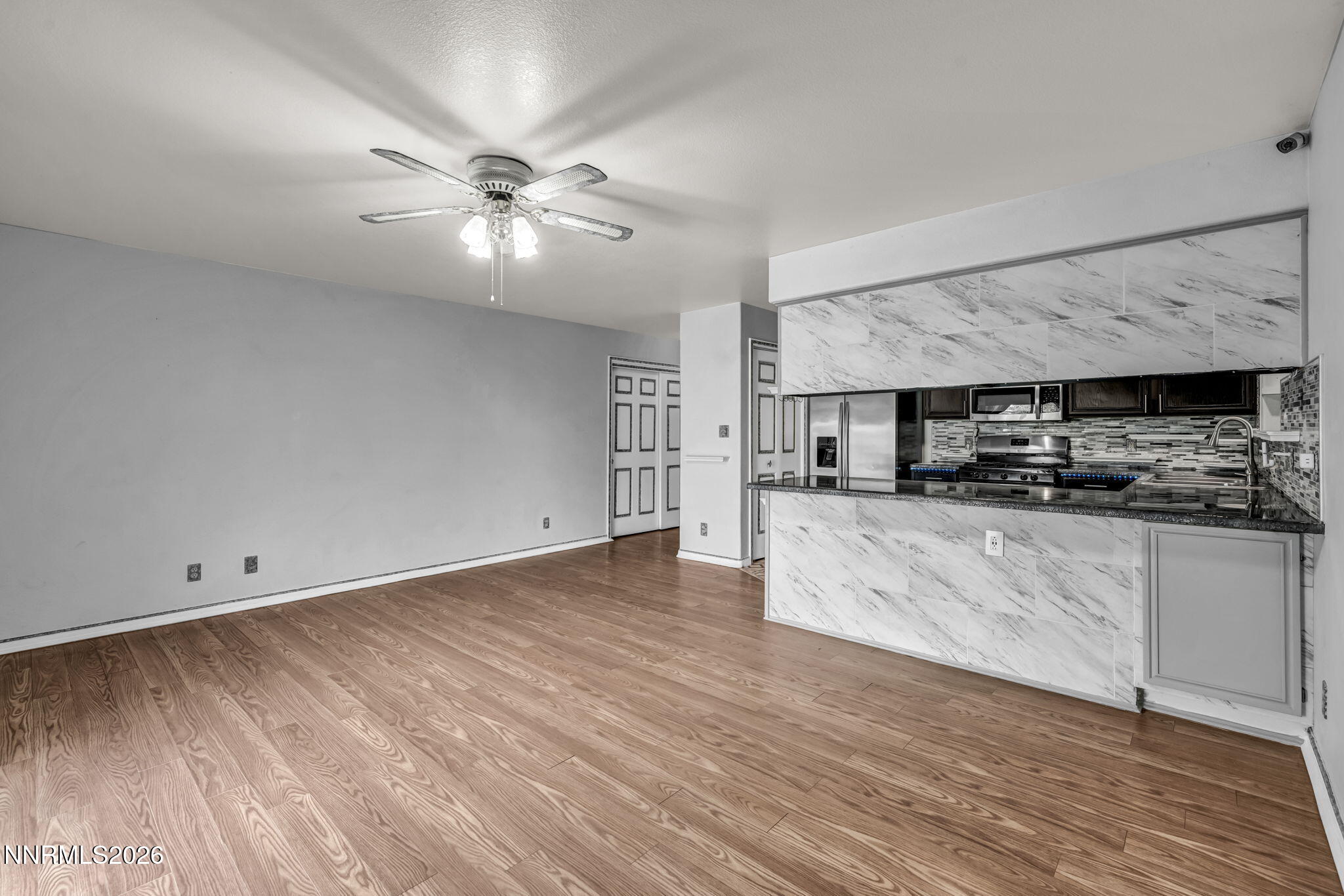 652 Silver Lace Boulevard Property Photo 8