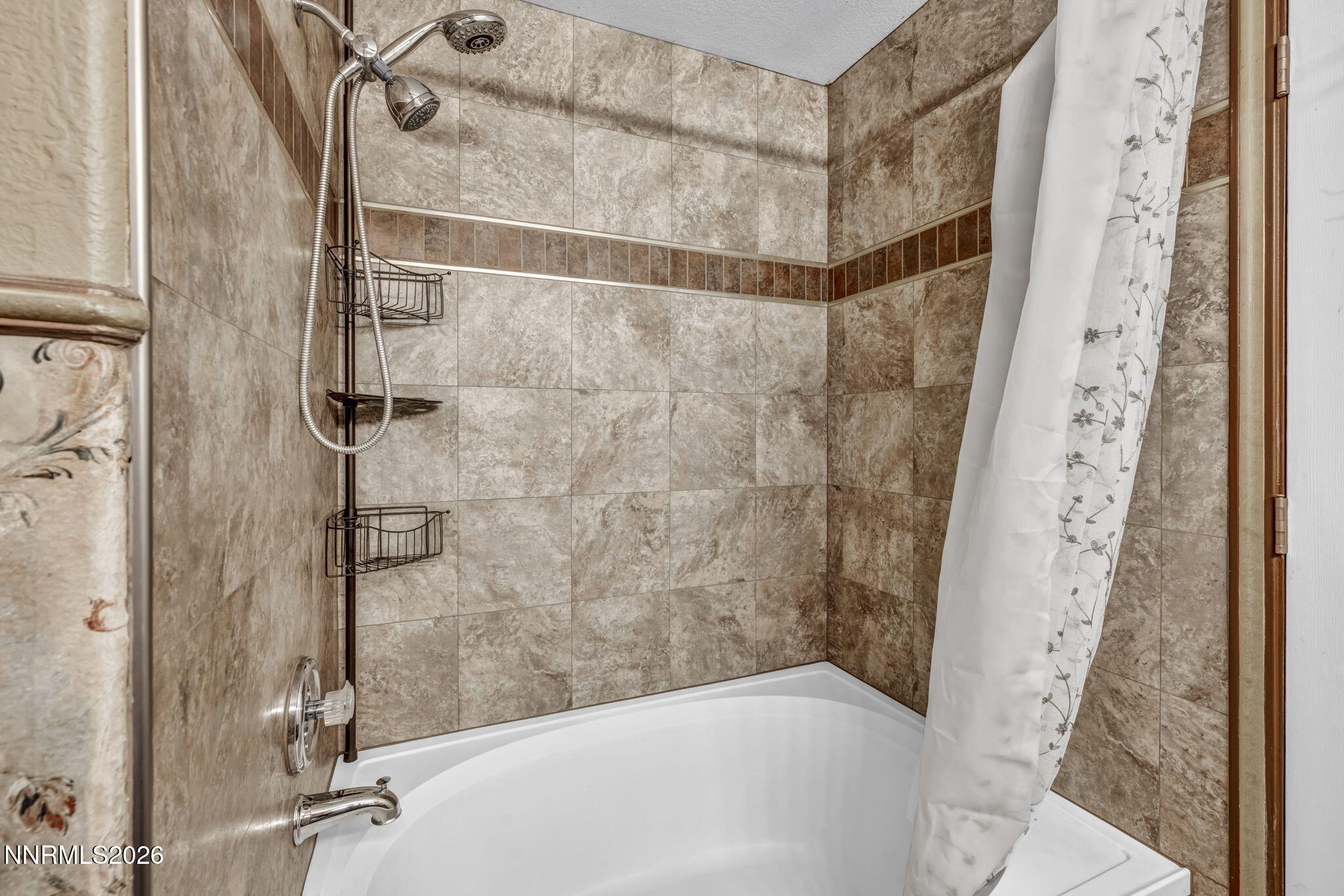 652 Silver Lace Boulevard Property Photo 20
