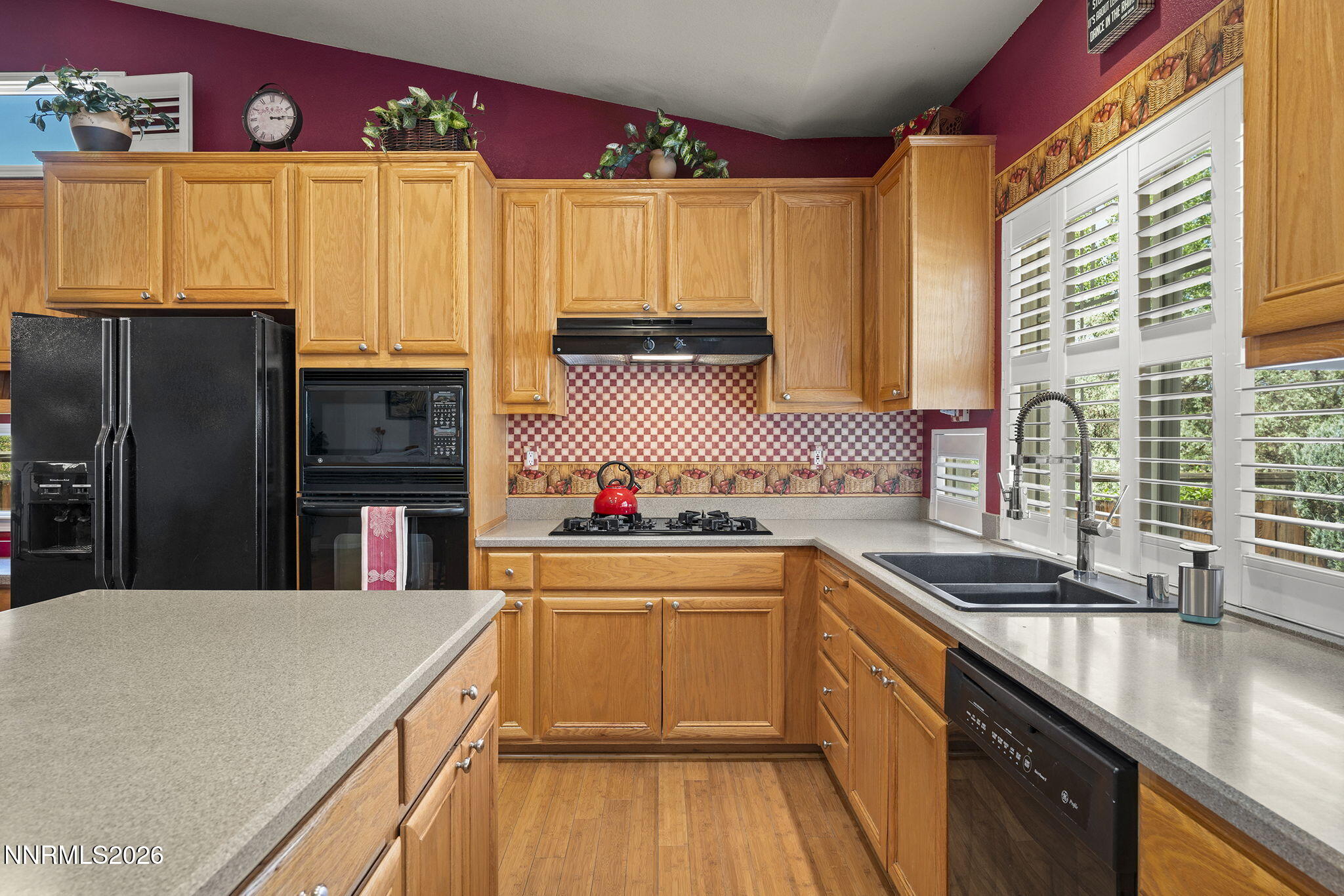 7495 Ash Peak Drive Property Photo 14