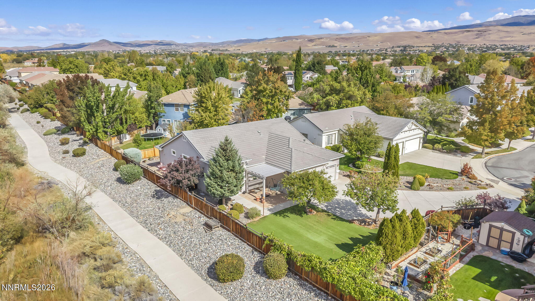 7495 Ash Peak Drive Property Photo 33