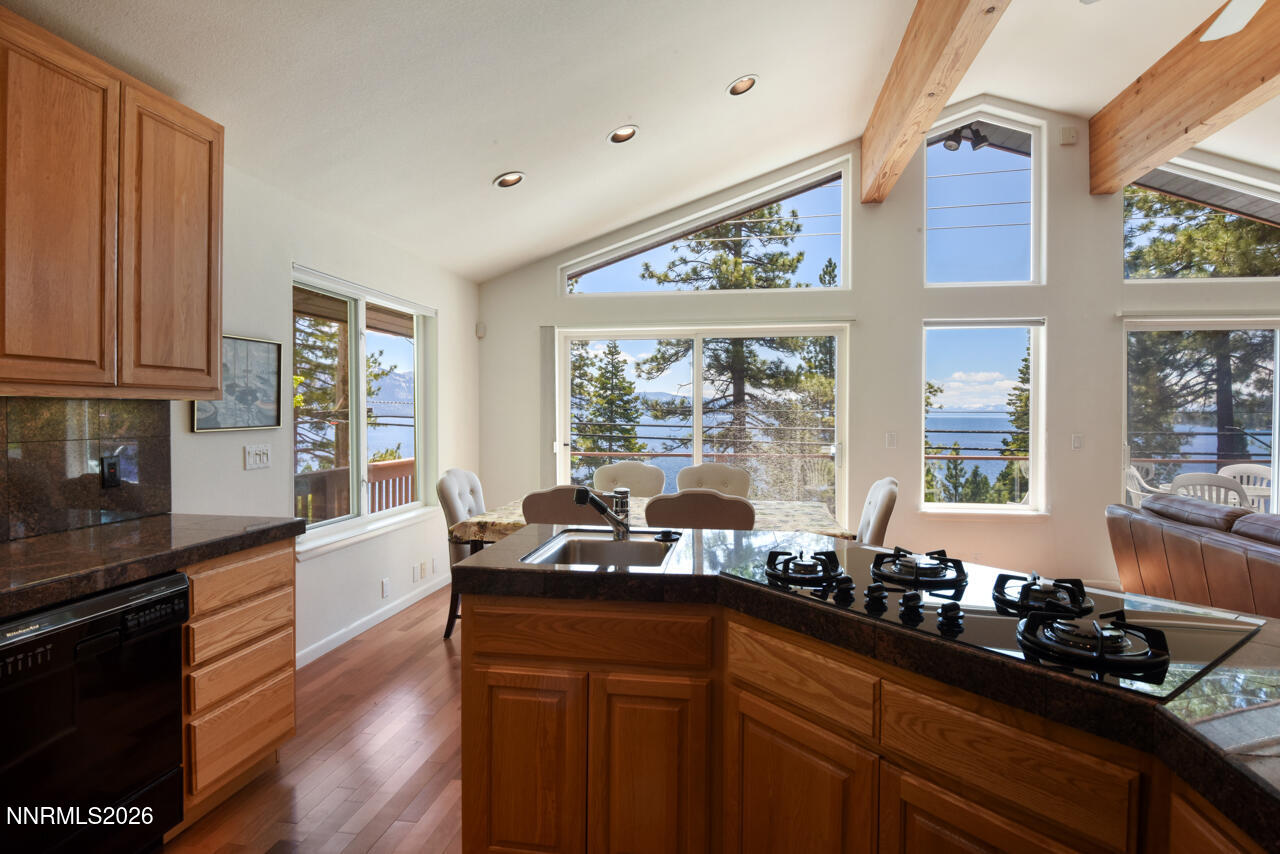 101 Red Cedar Drive # 23-a Property Photo 10