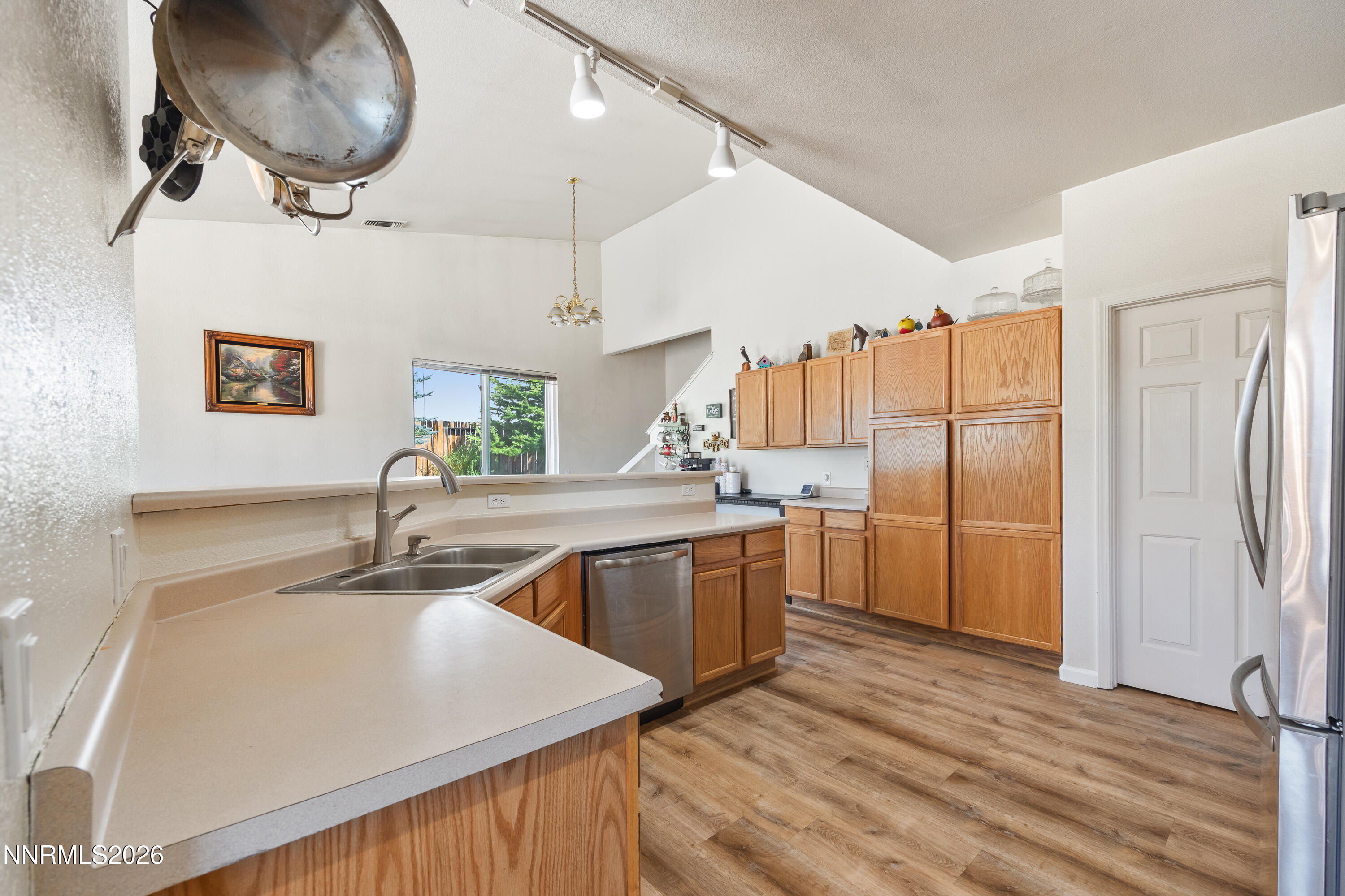 3972 Kettle Rock Drive Property Photo 4