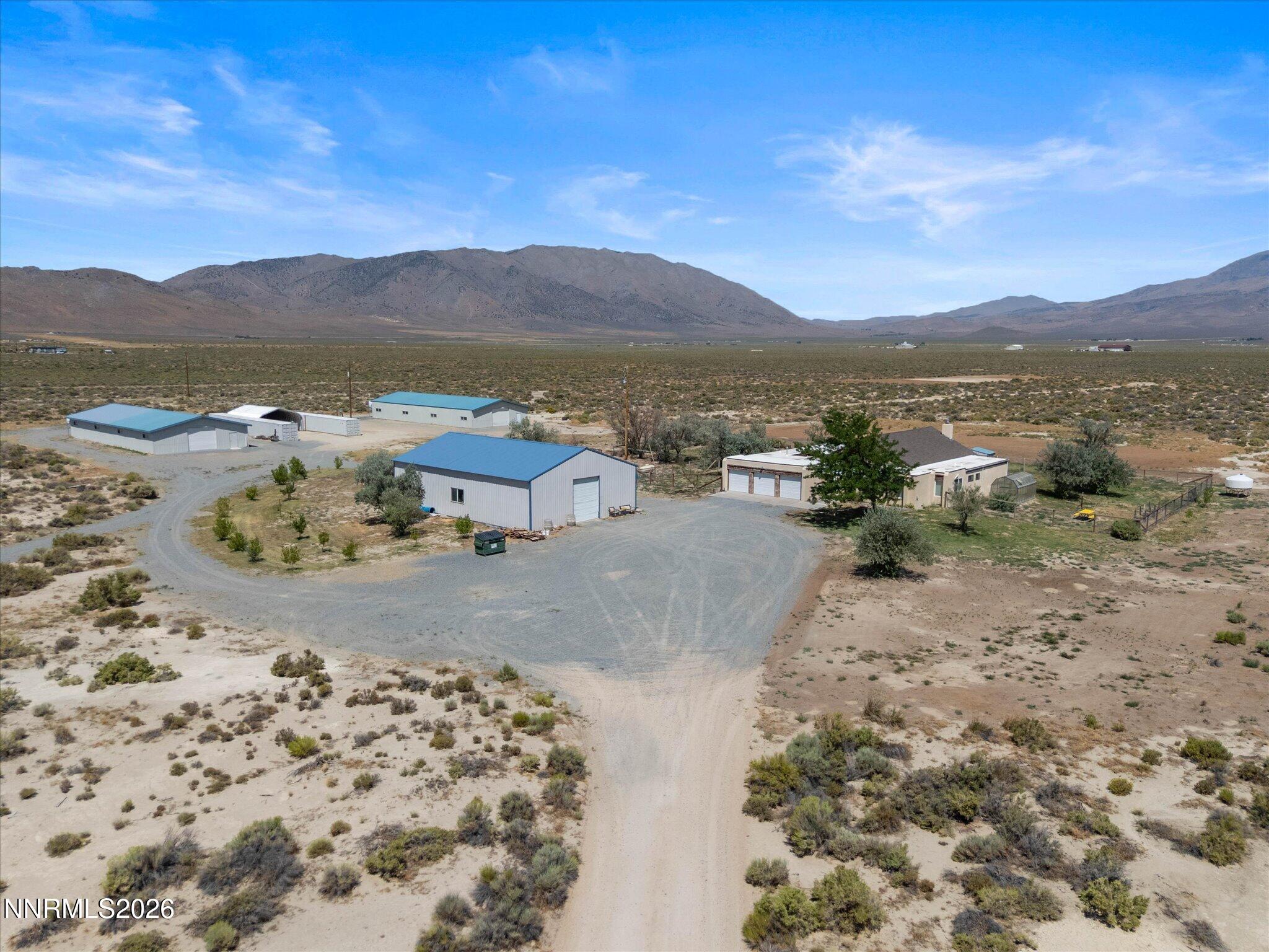 5200 Range Land Road Property Photo 6