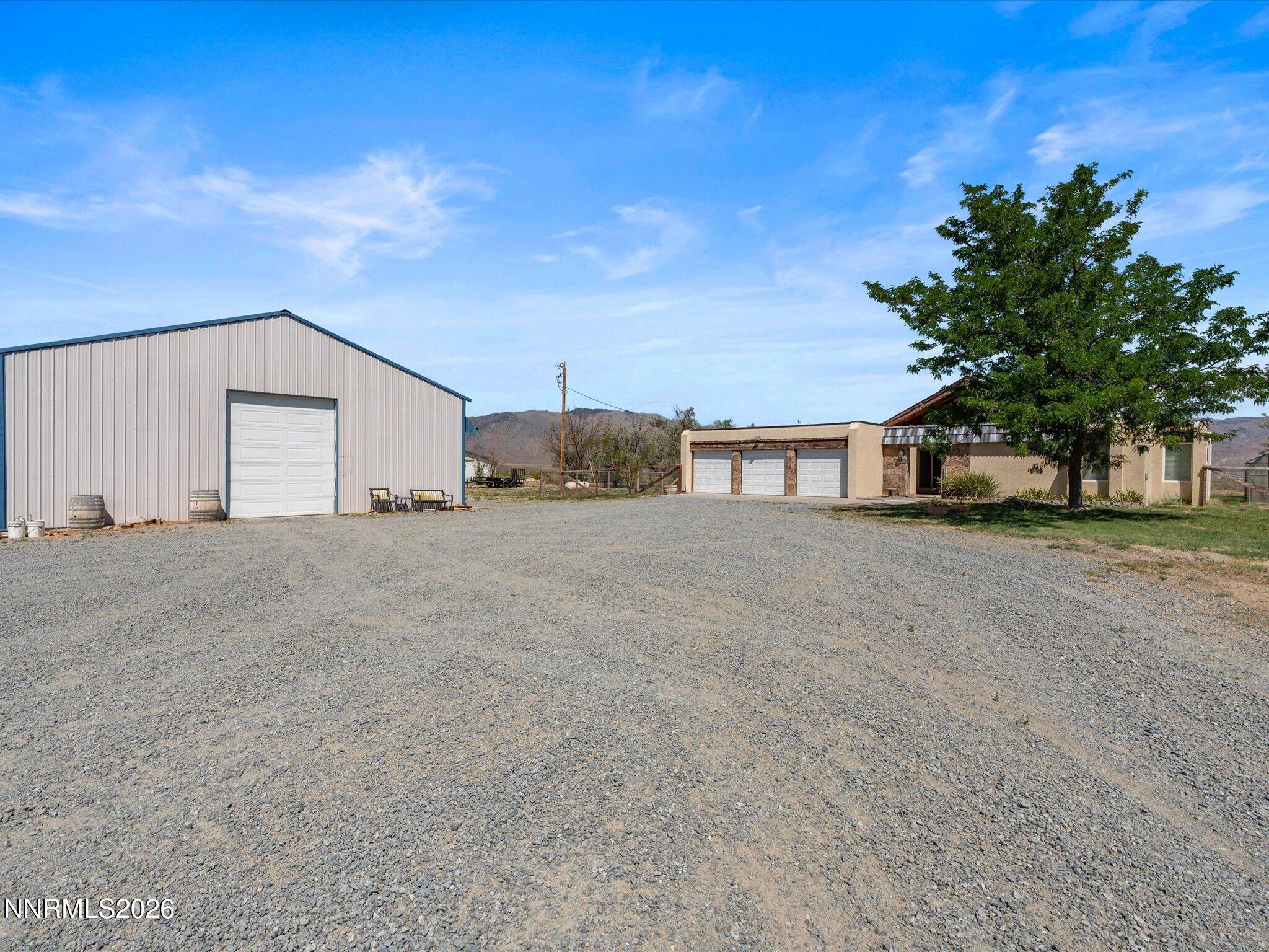 5200 Range Land Road Property Photo 11