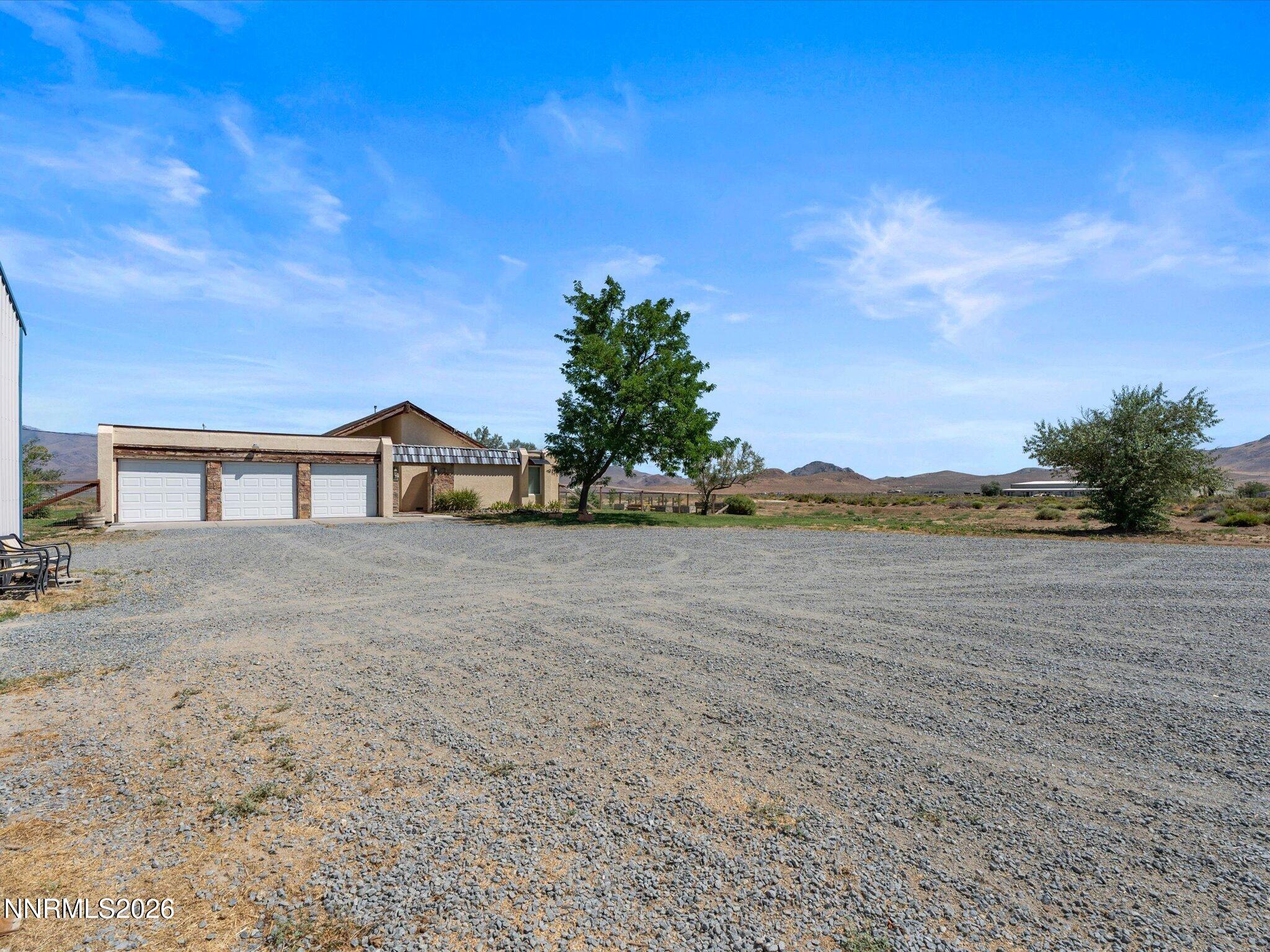 5200 Range Land Road Property Photo 12