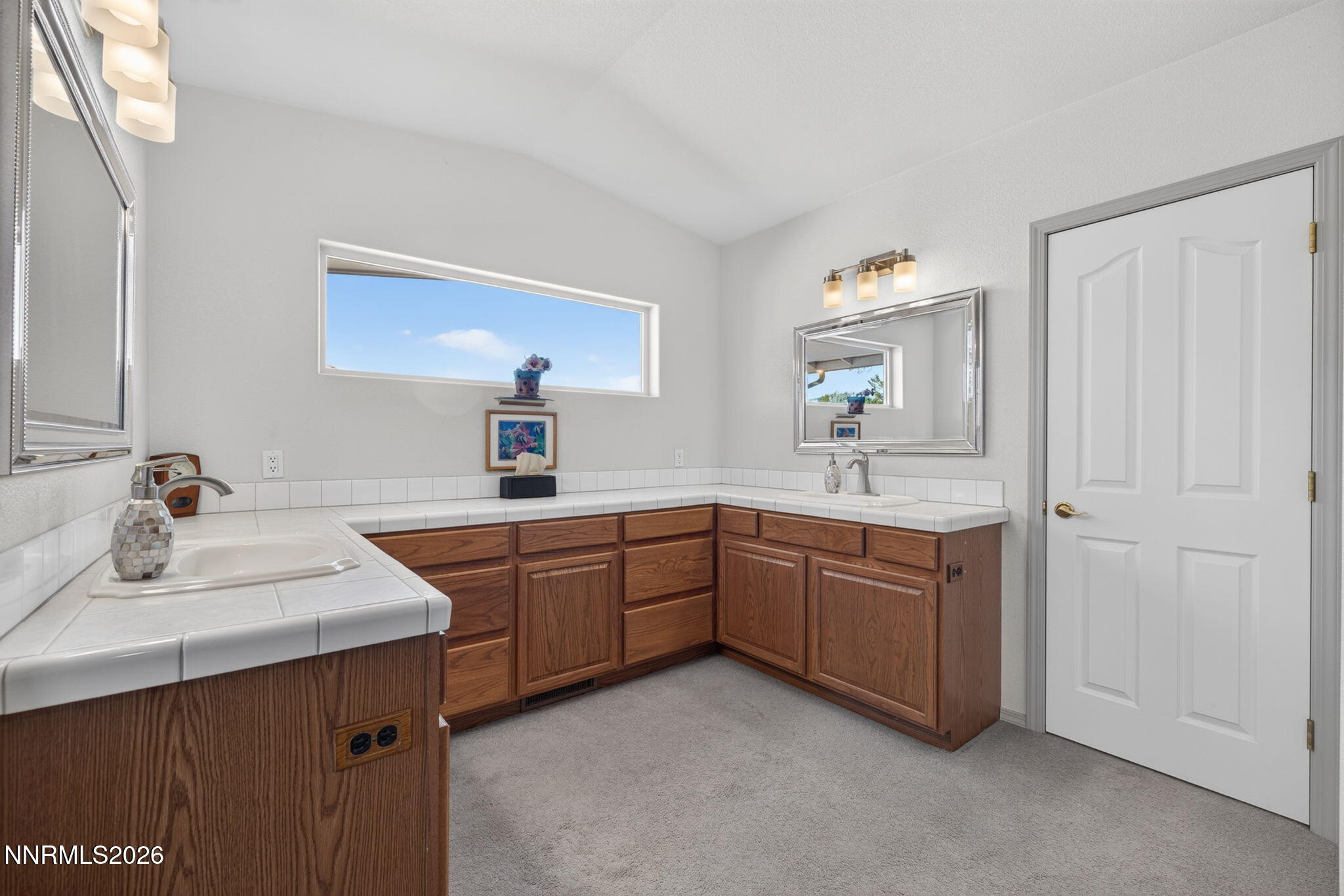 1618 Stephanie Way Property Photo 24