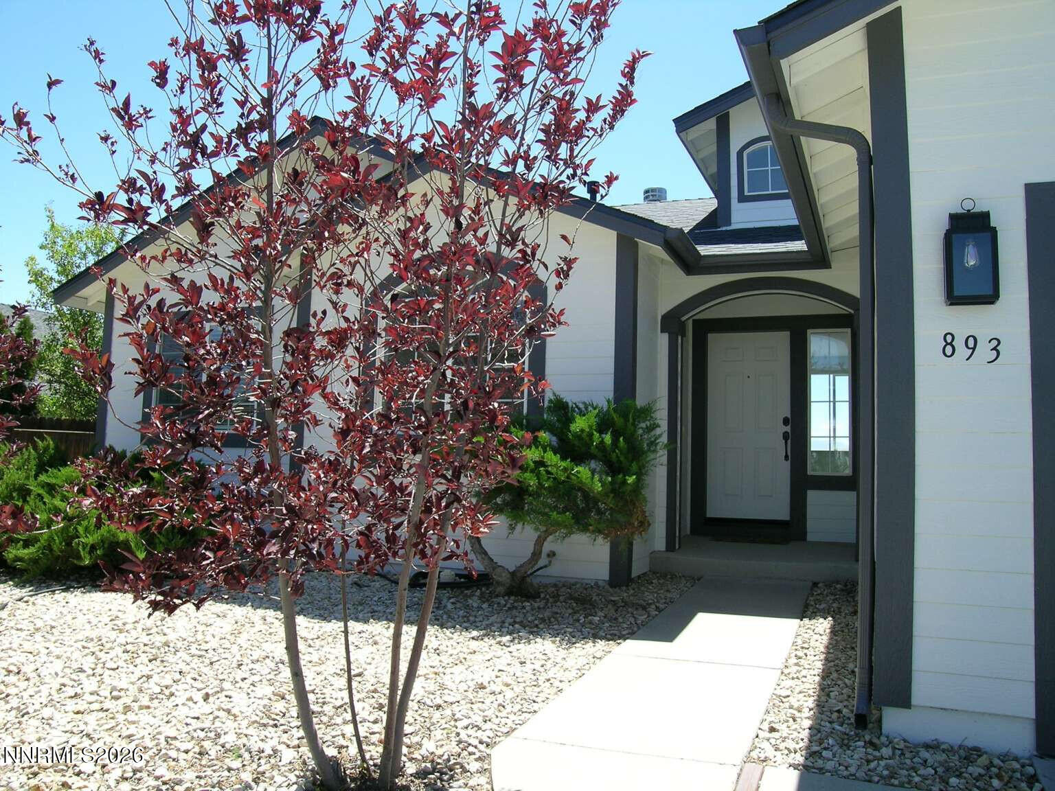 893 Vista Park Drive Property Photo 4