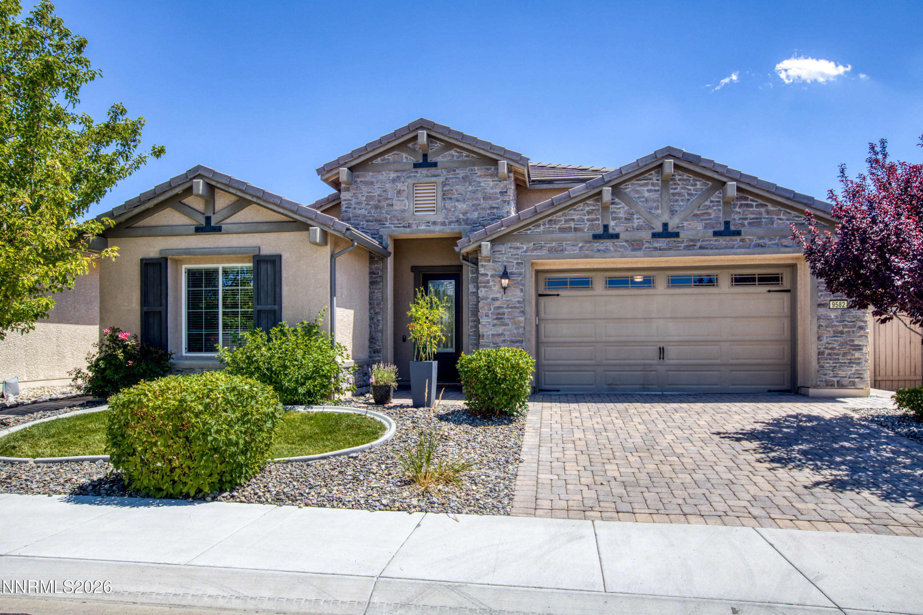 9582 Gazala Lane Property Photo 1