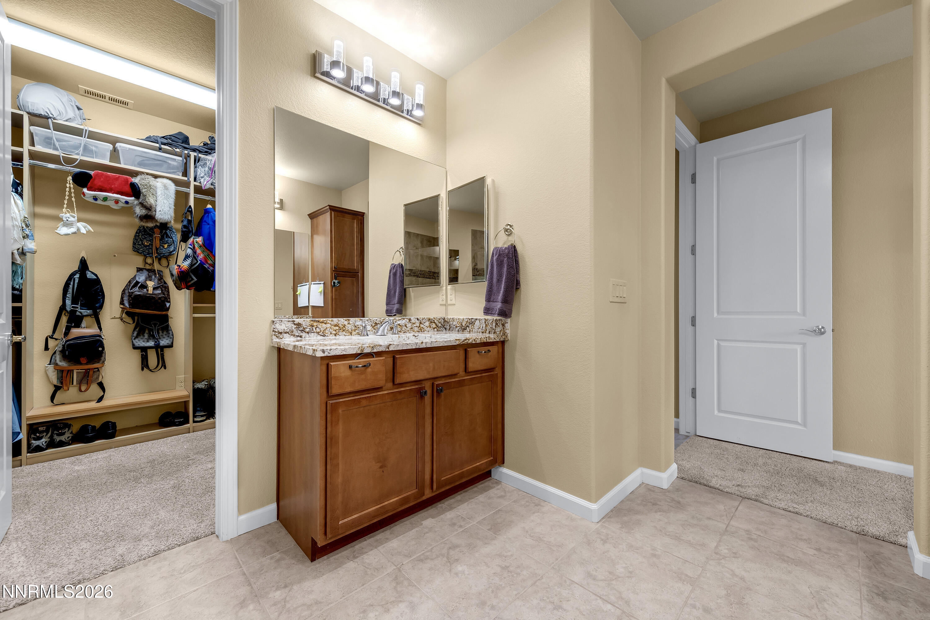 9582 Gazala Lane Property Photo 13