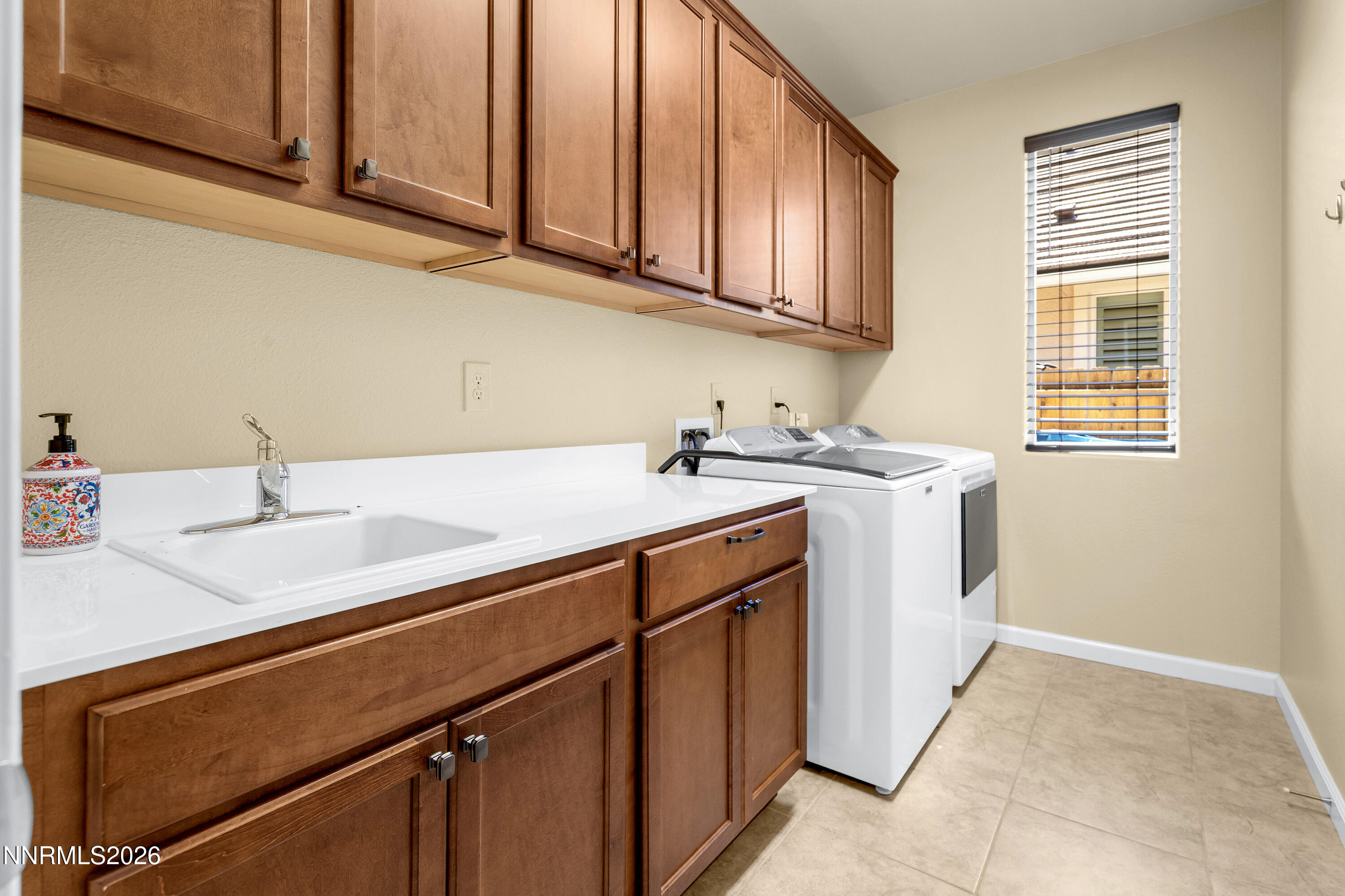9582 Gazala Lane Property Photo 14