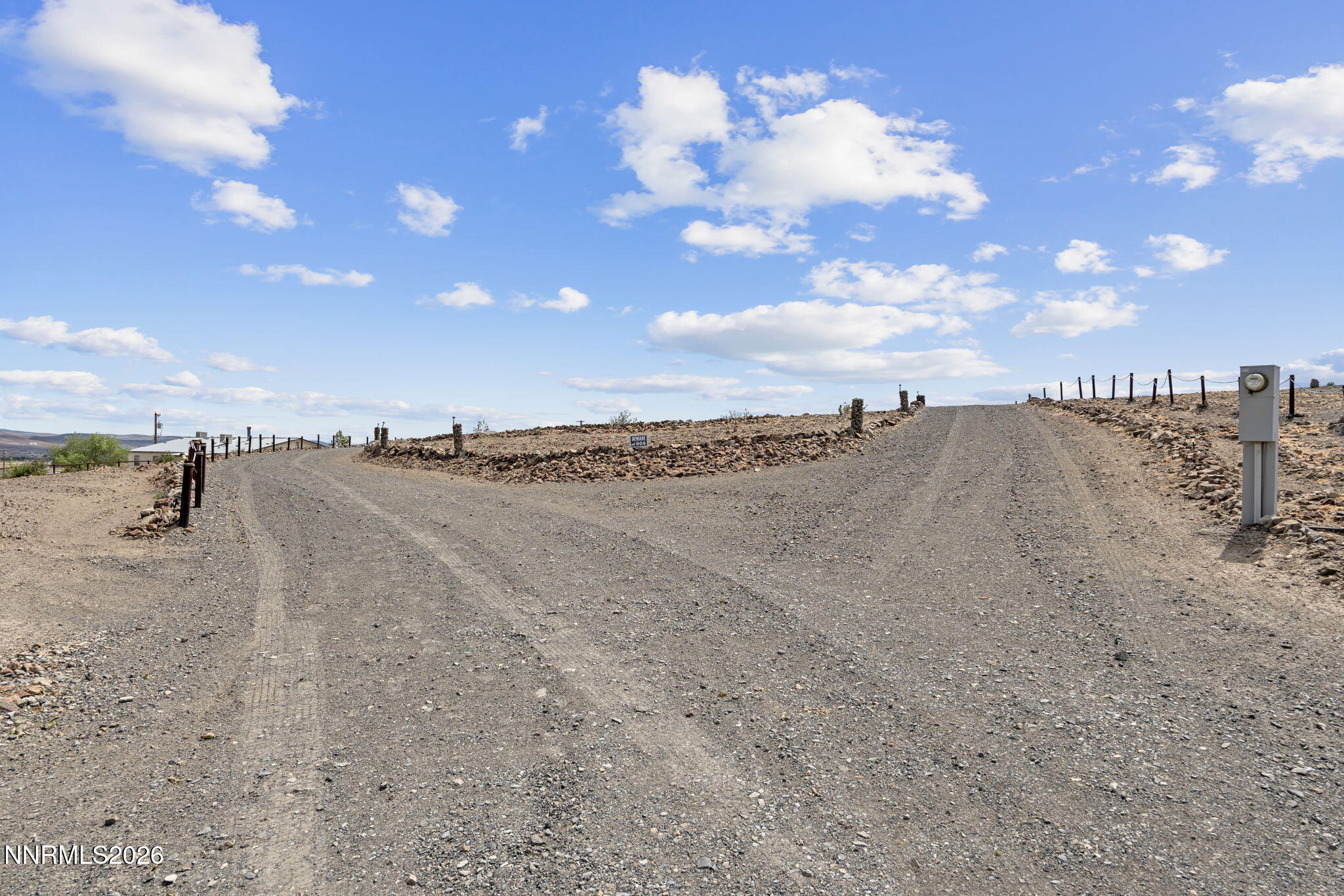4790 Skyline Drive Property Photo 3