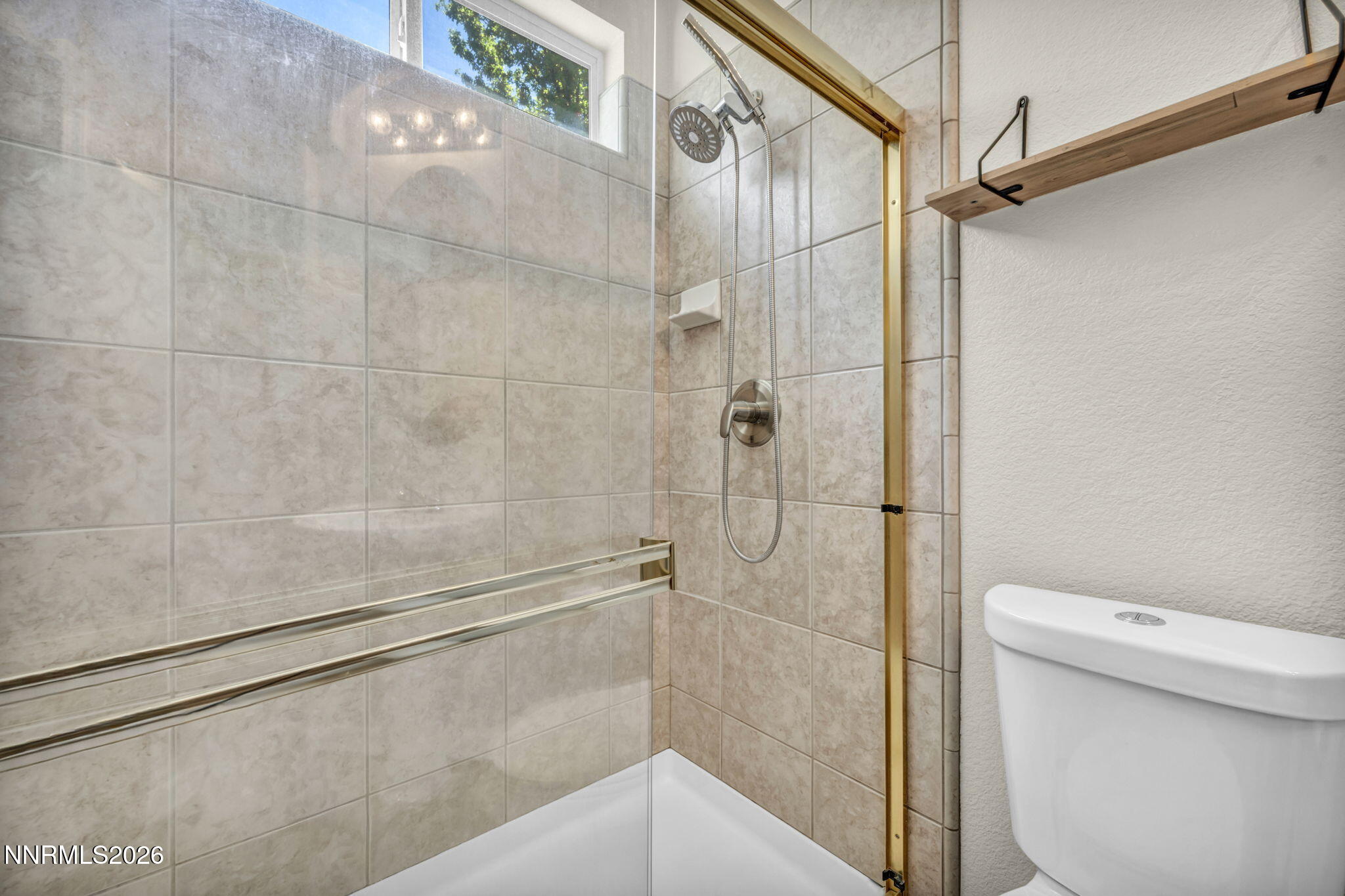 5835 Ingleston Drive Property Photo 14