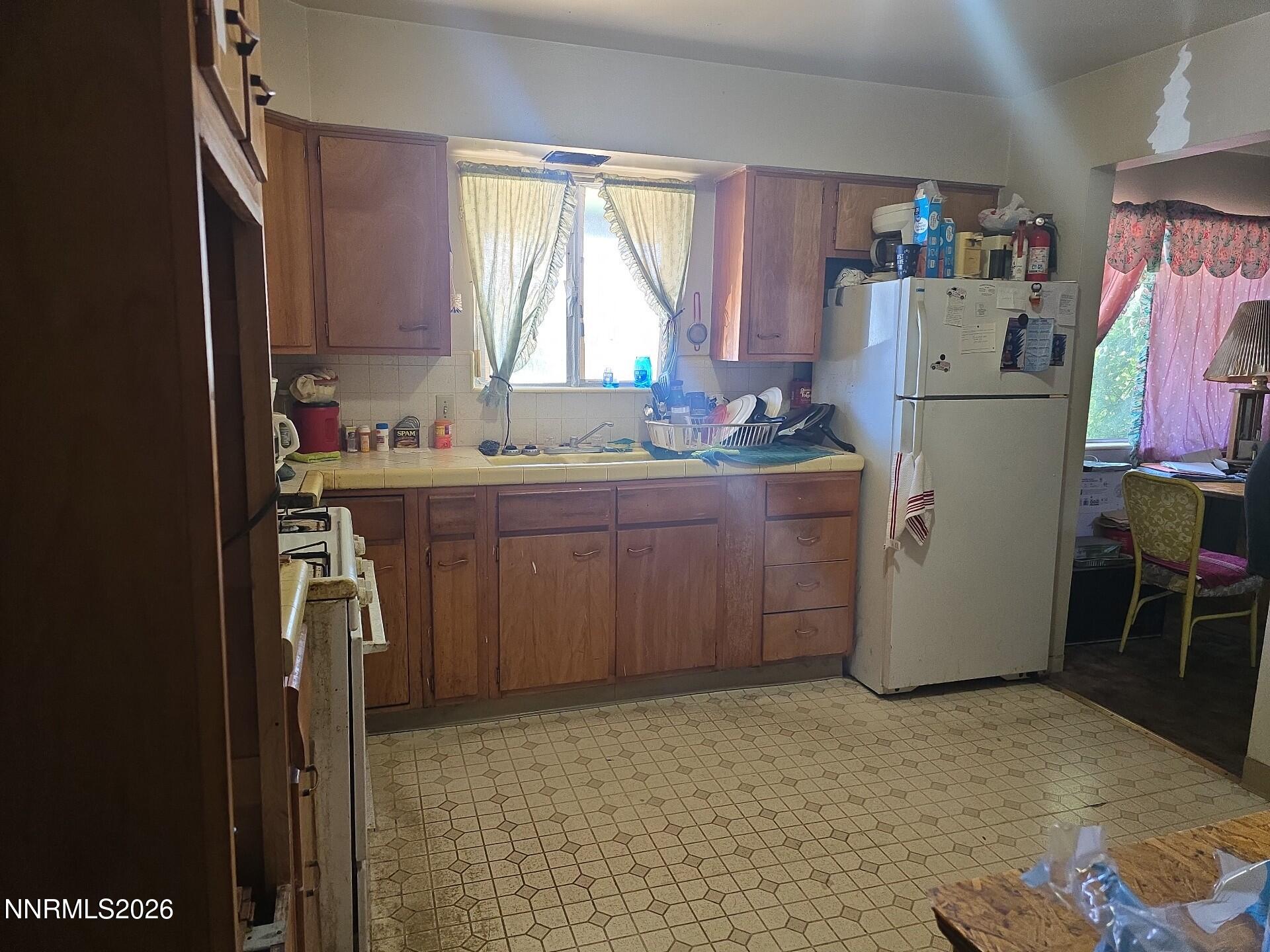 861 Aitken Street Property Photo 23