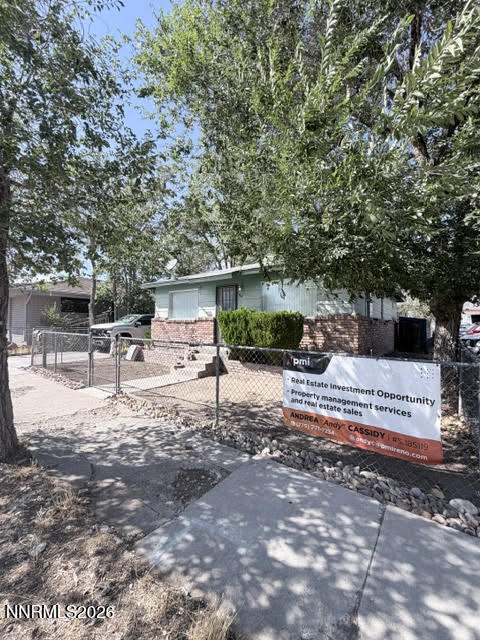 861 Aitken Street Property Photo 36