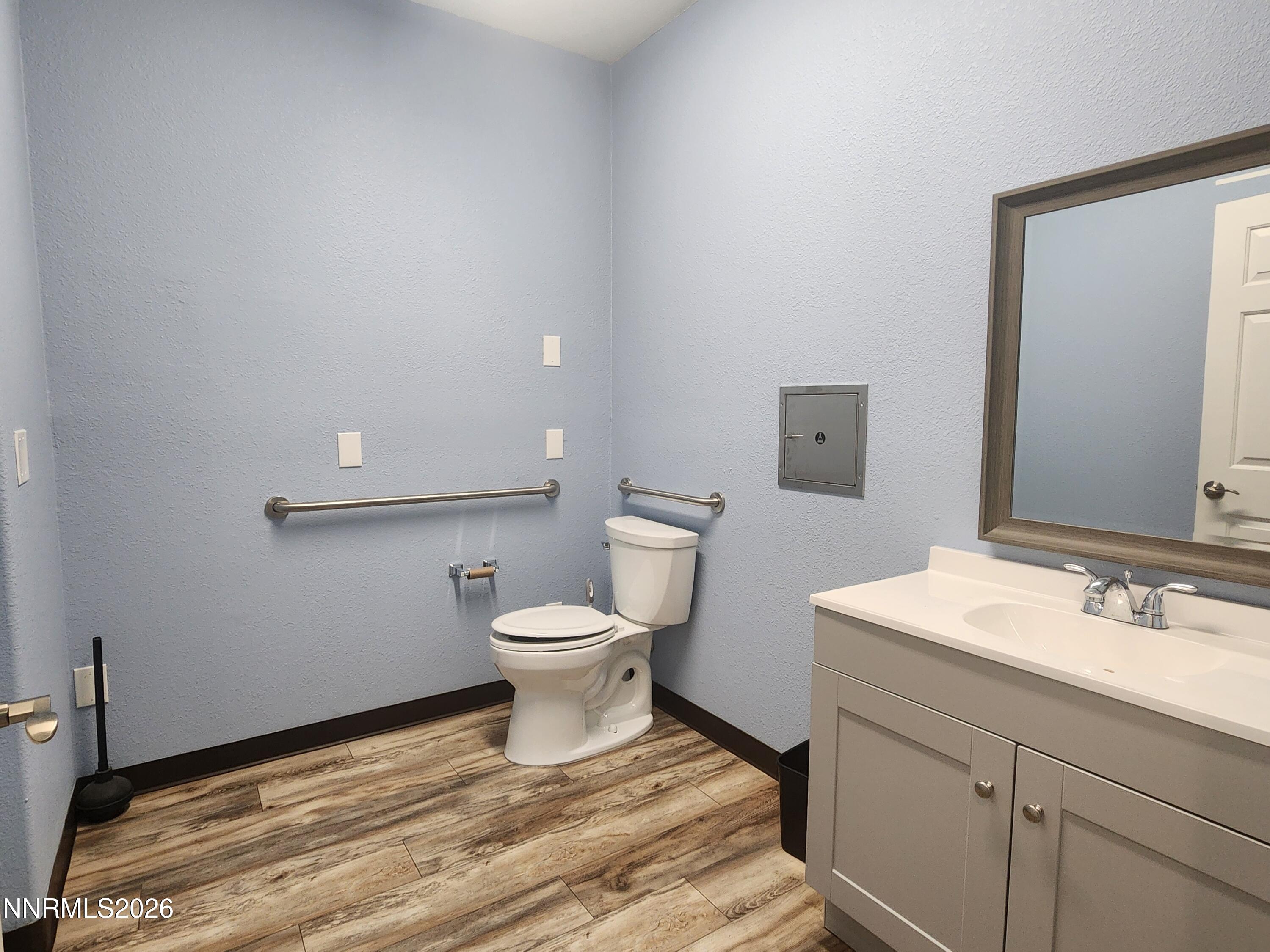 1700 County Road E Property Photo 15