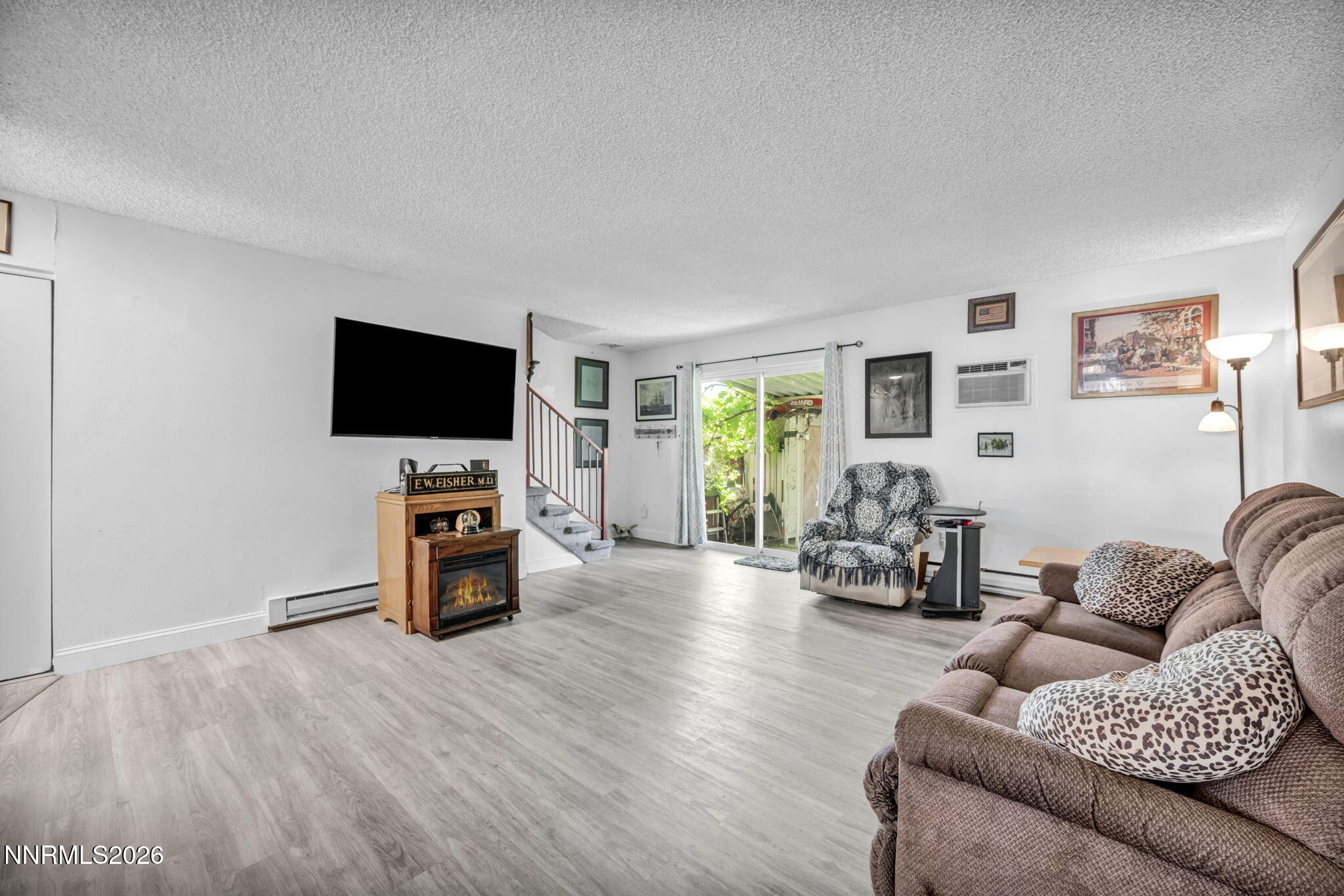 446 Smithridge Drive Property Photo 16