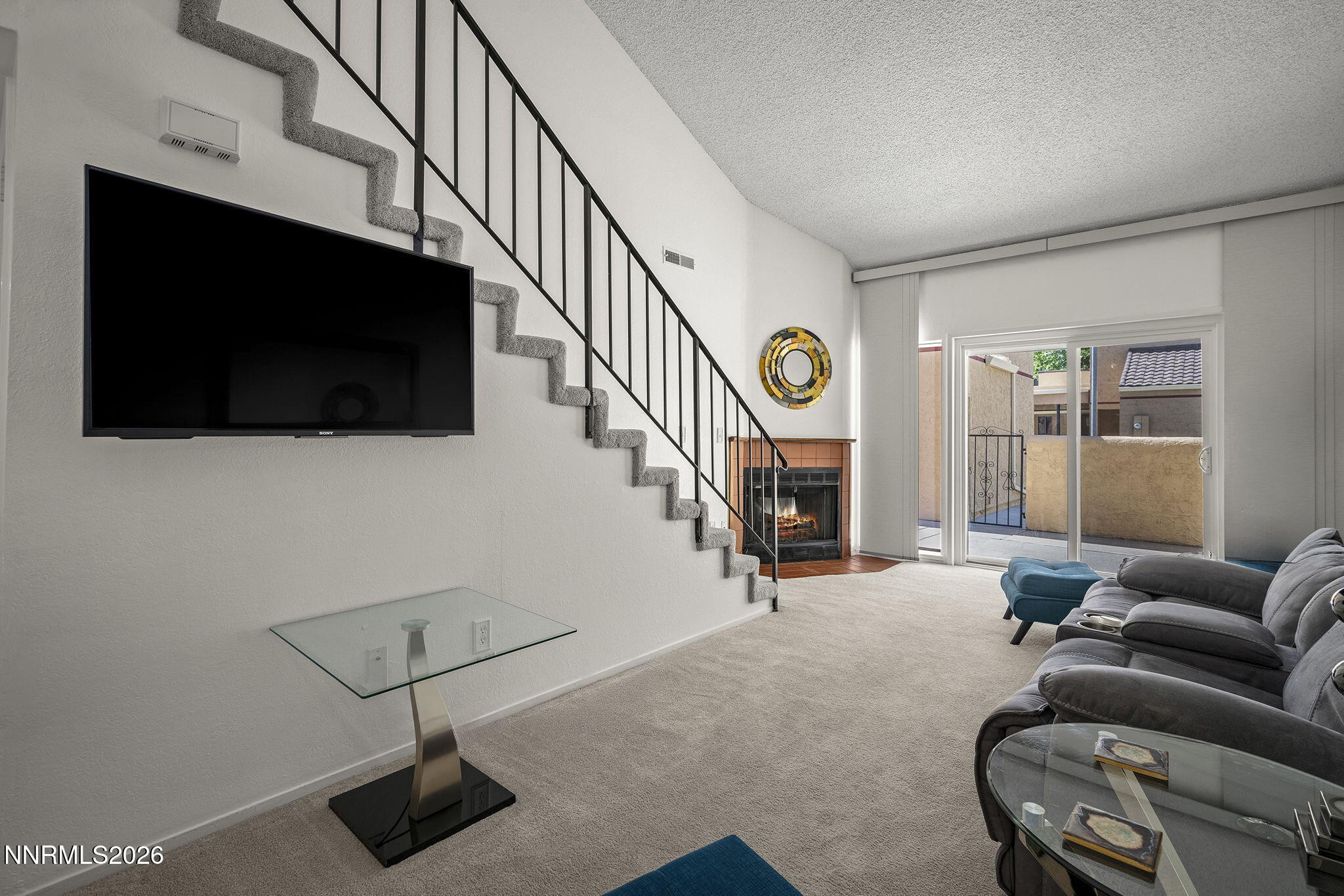 8820 Dixon Lane Property Photo 7