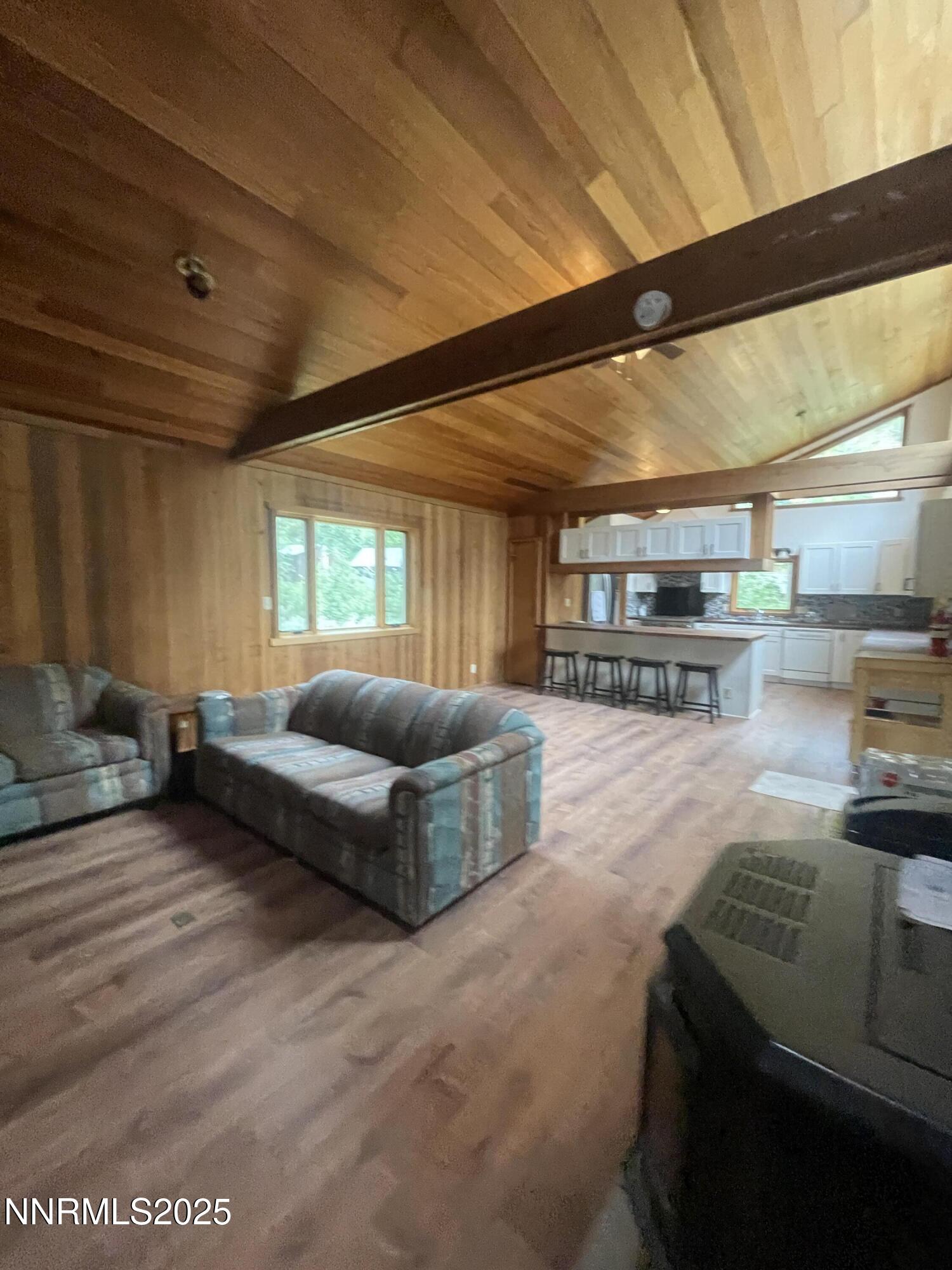 993 E Side Avenue Property Photo 15