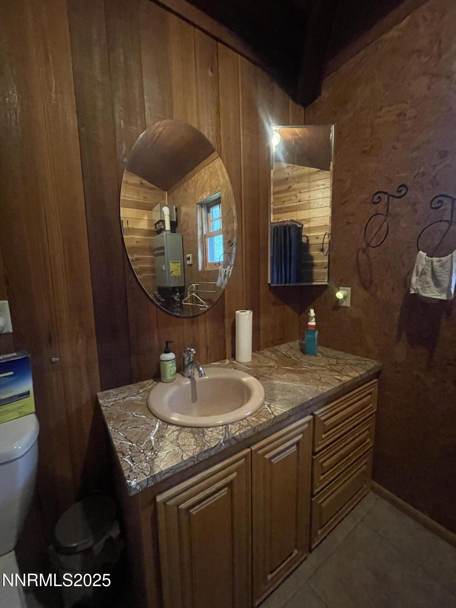993 E Side Avenue Property Photo 22